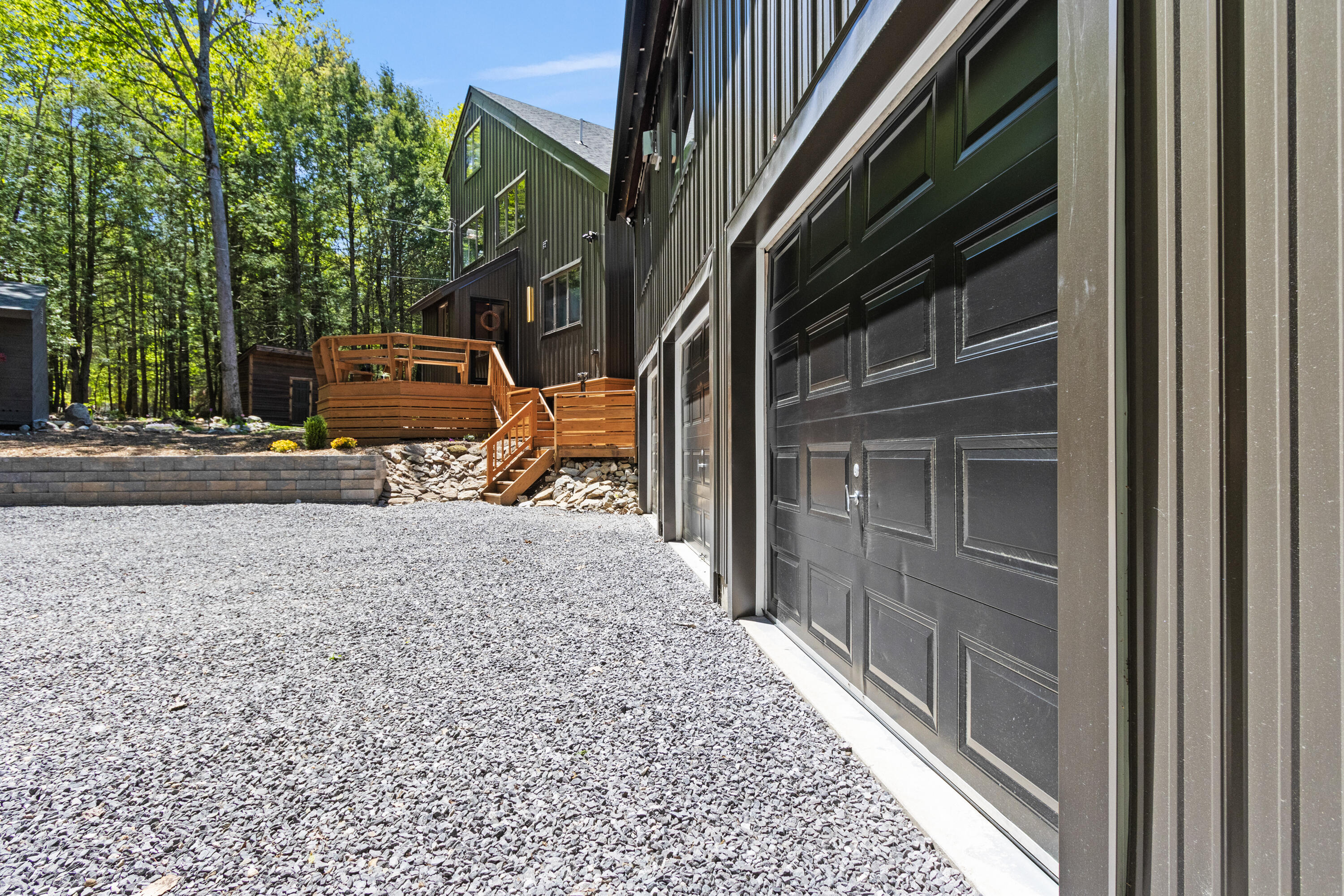 main property photo 77