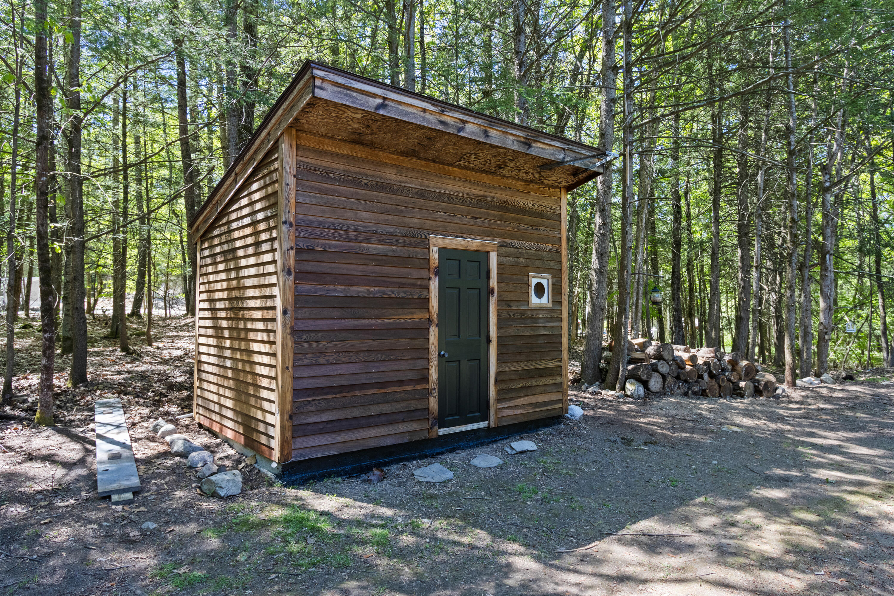 main property photo 90