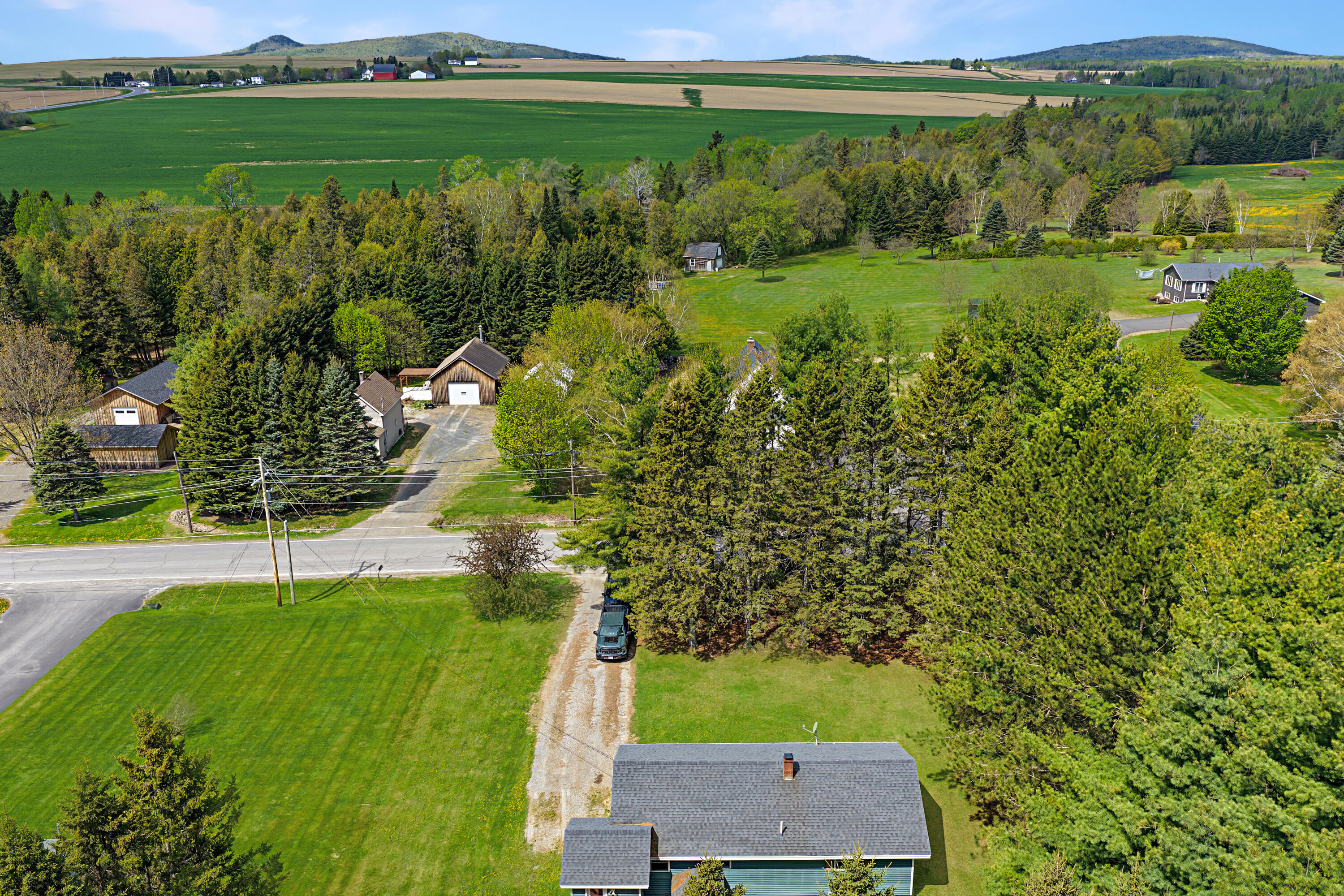 main property photo 7