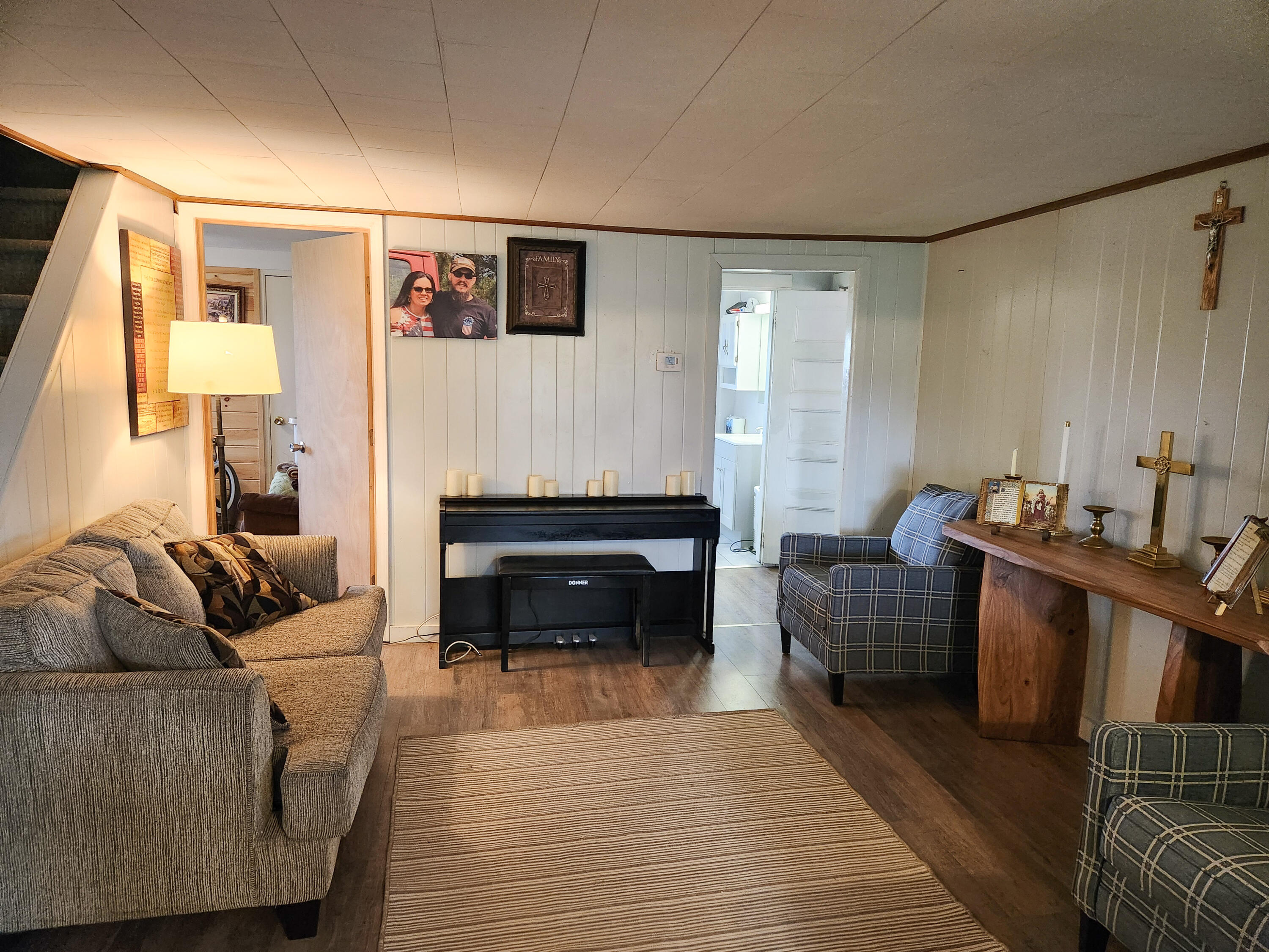 main property photo 13