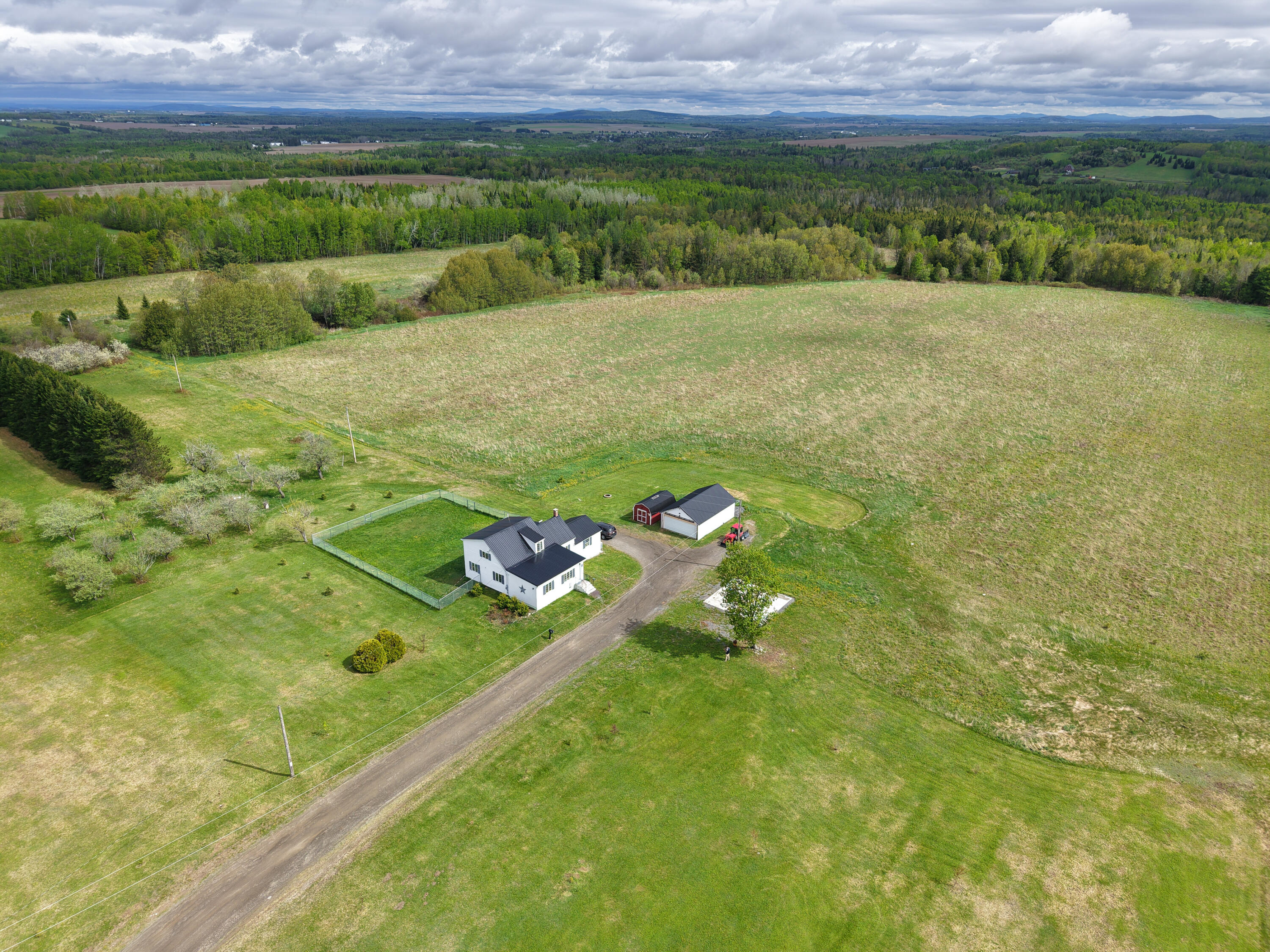 main property photo 76