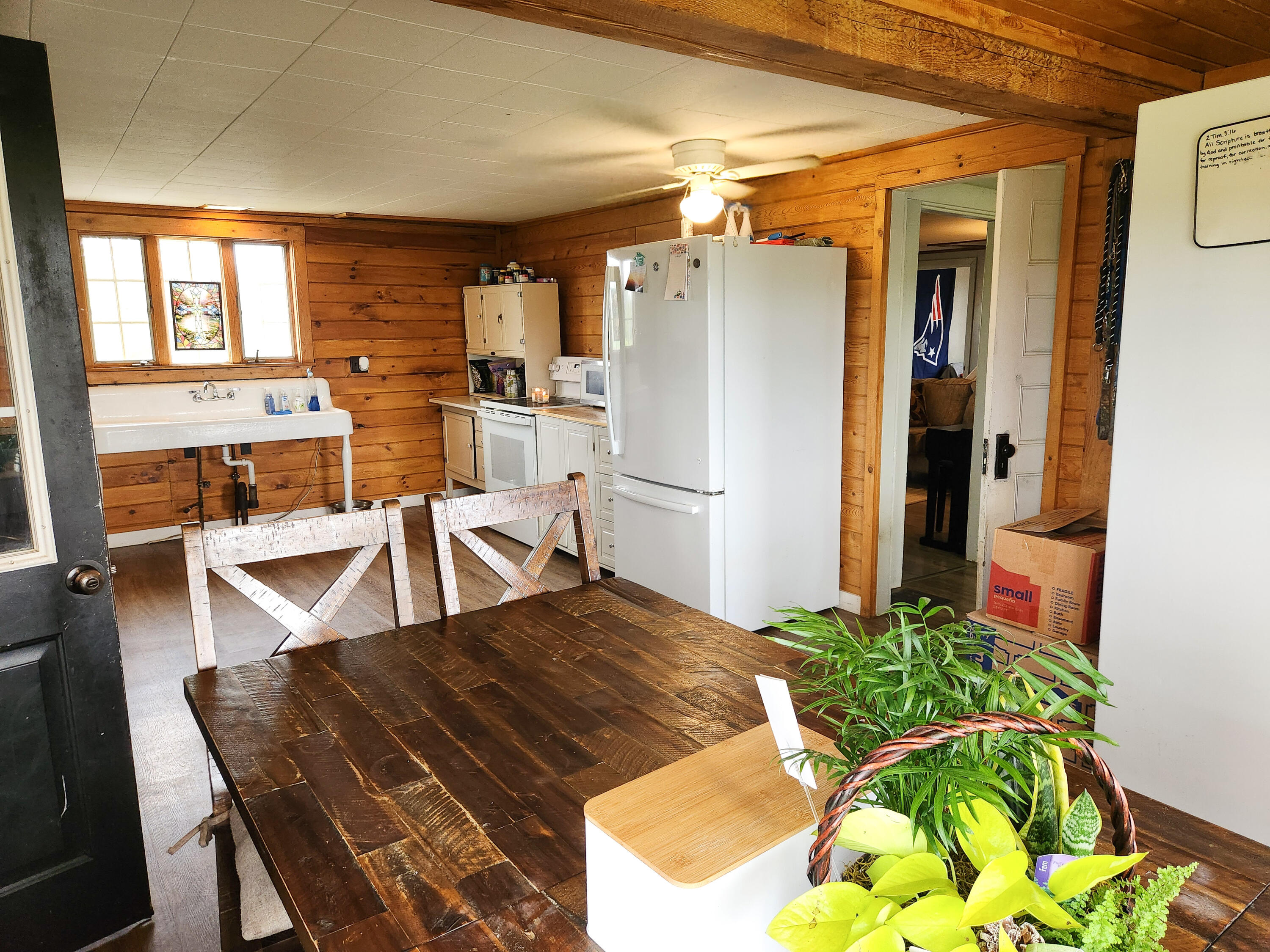 main property photo 8