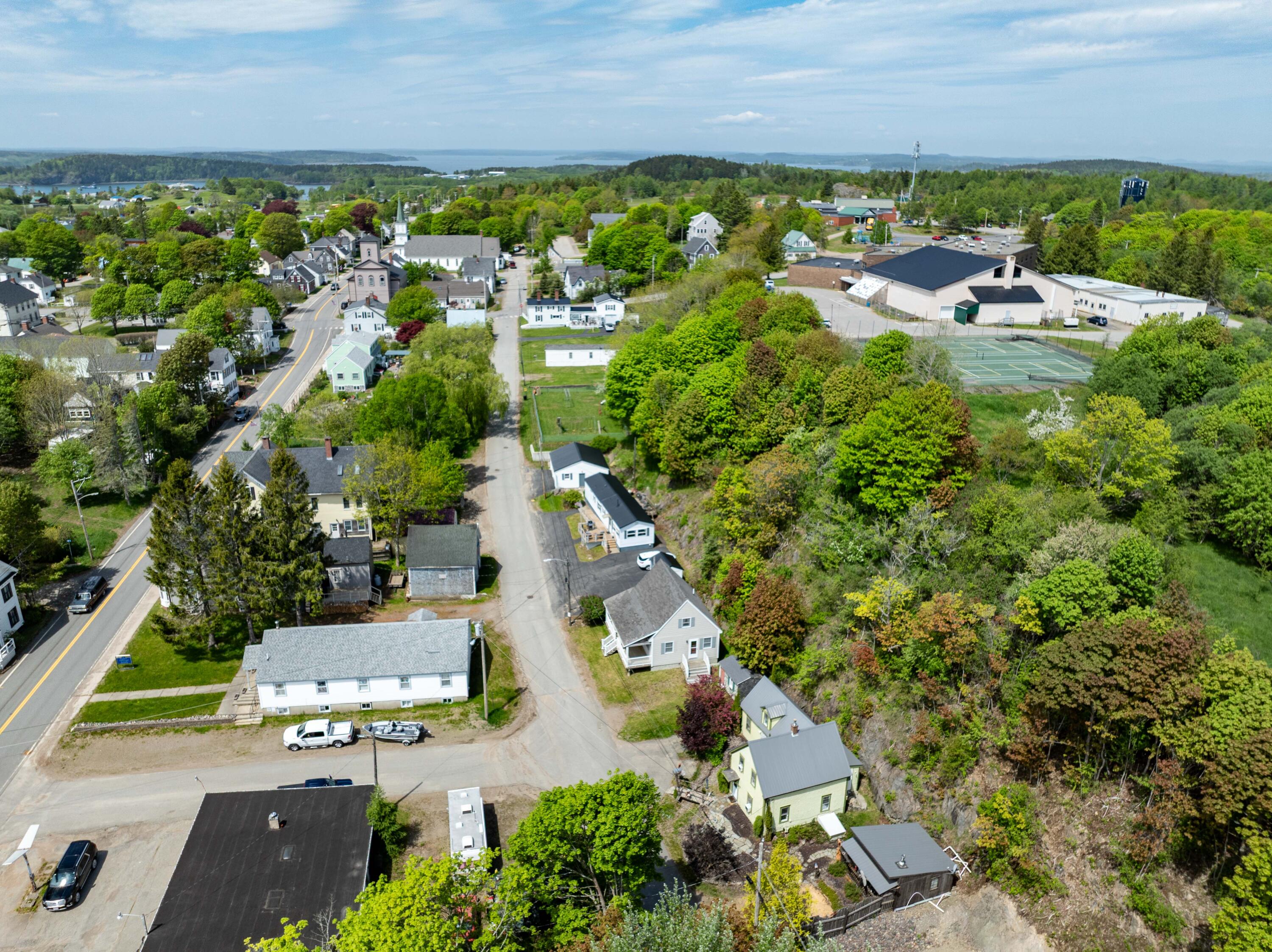 main property photo 16