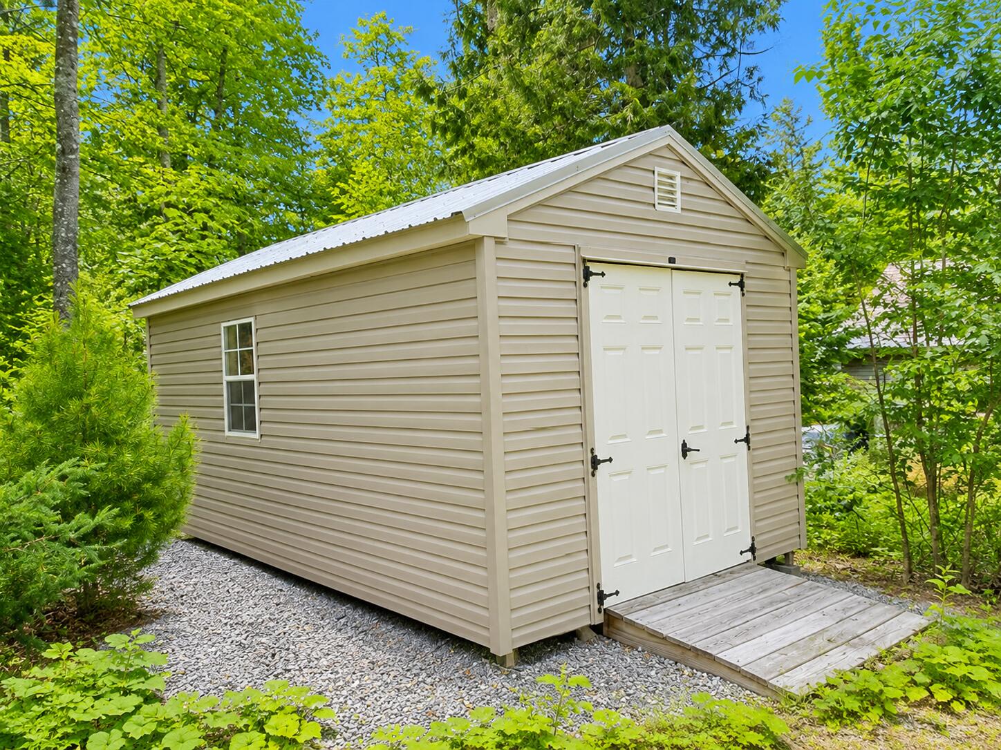 main property photo 44