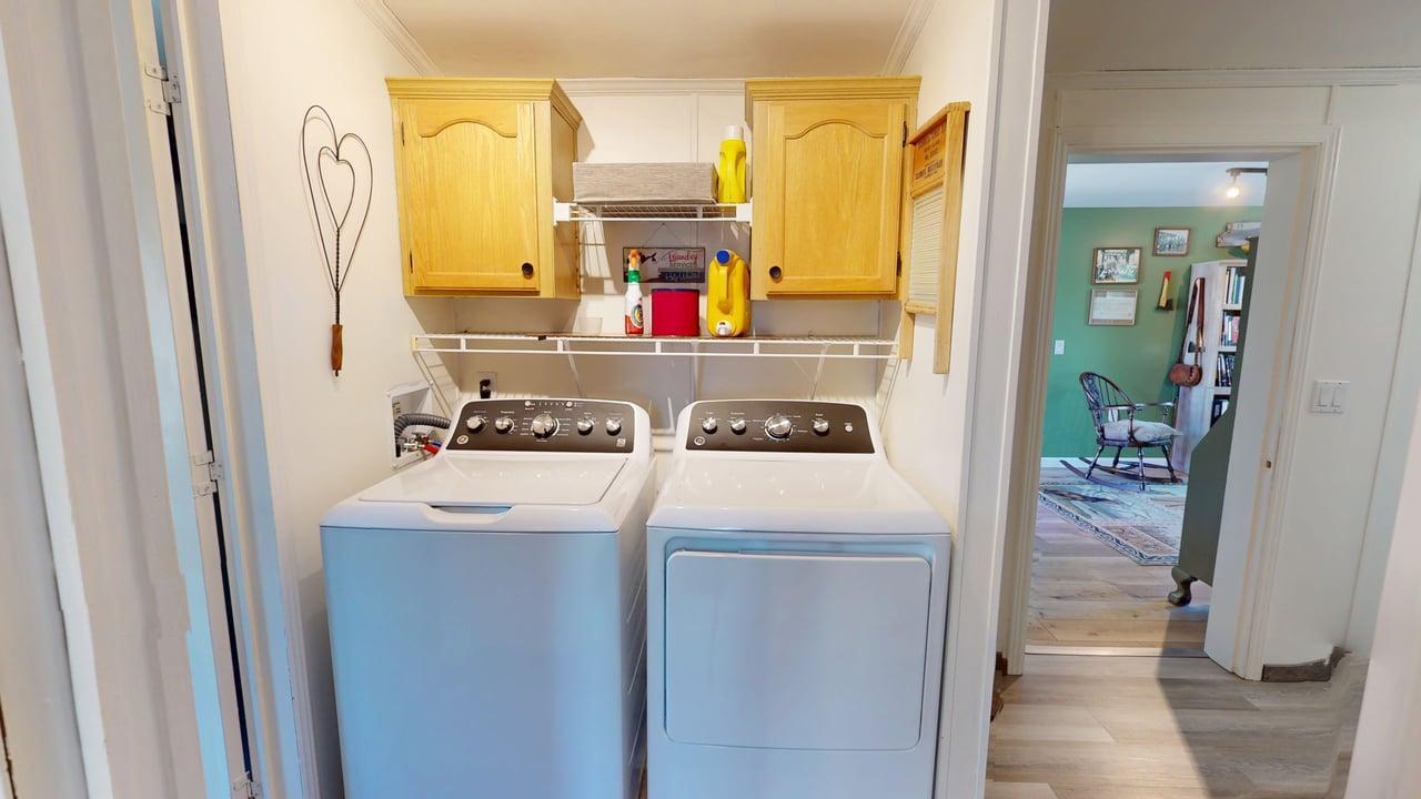 main property photo 14
