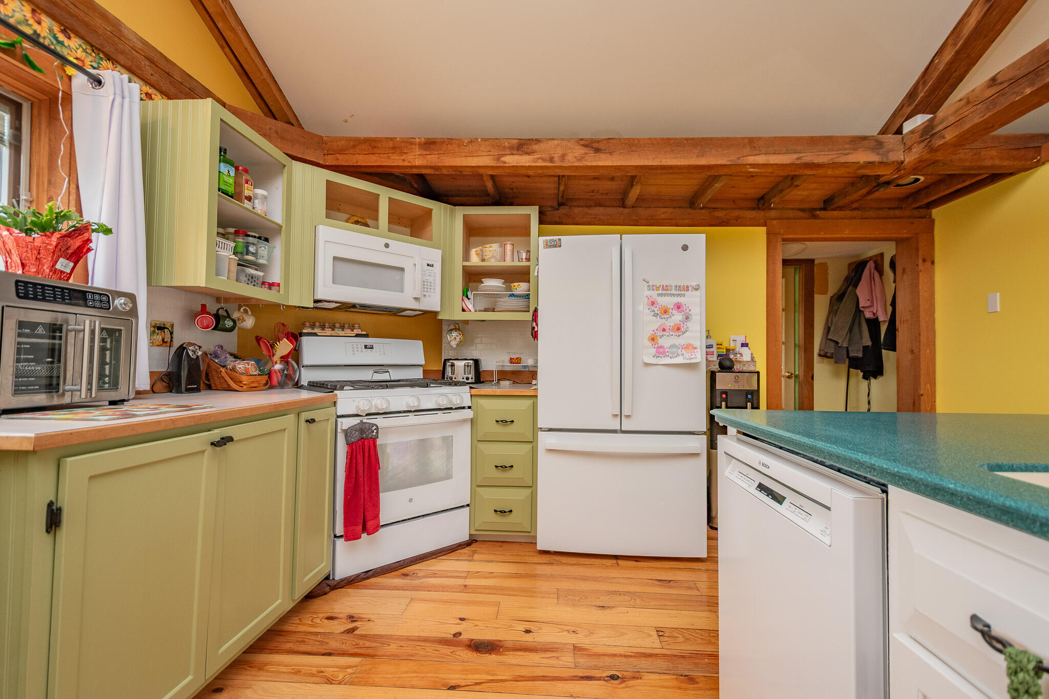 main property photo 10