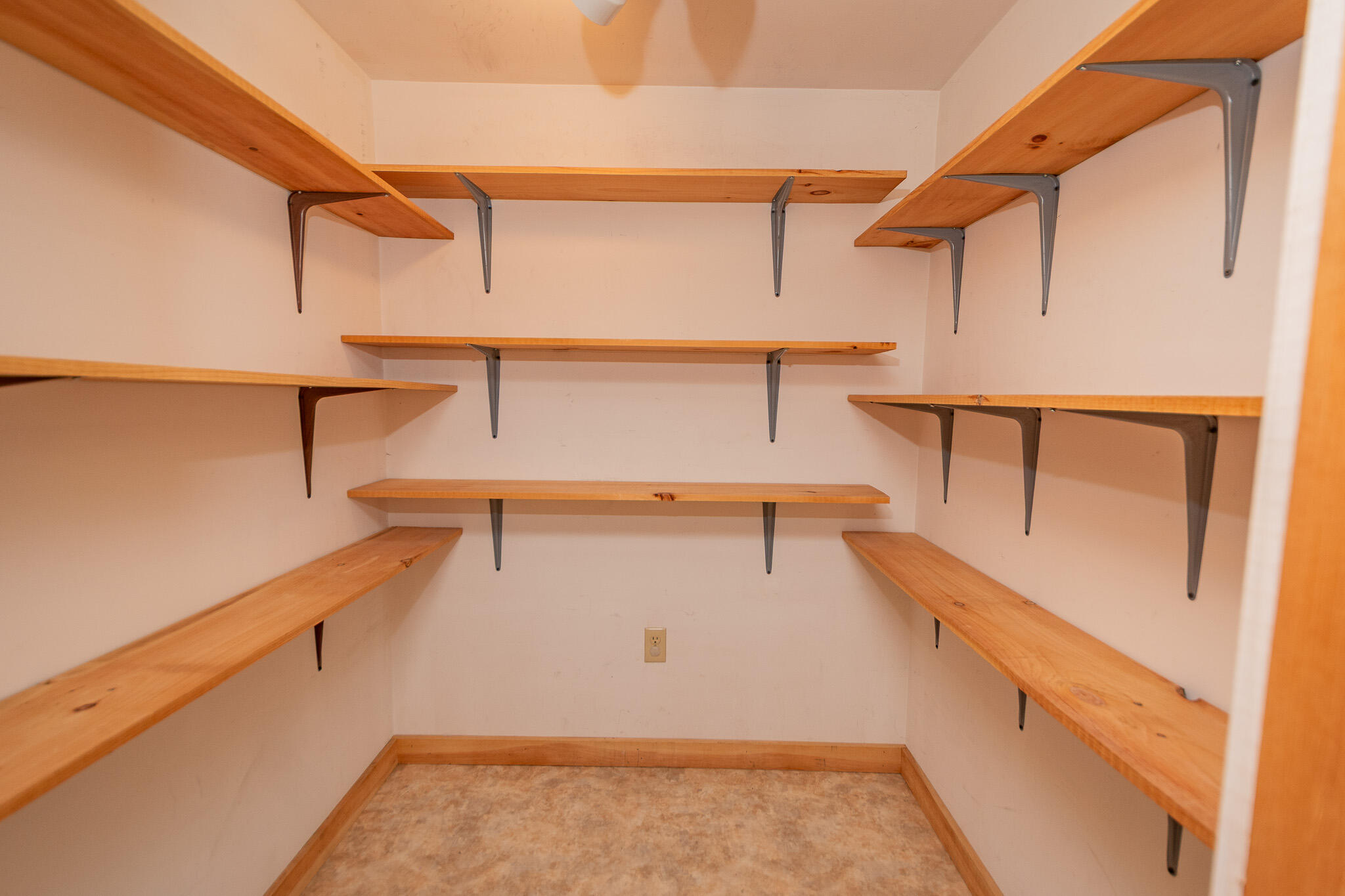 main property photo 86