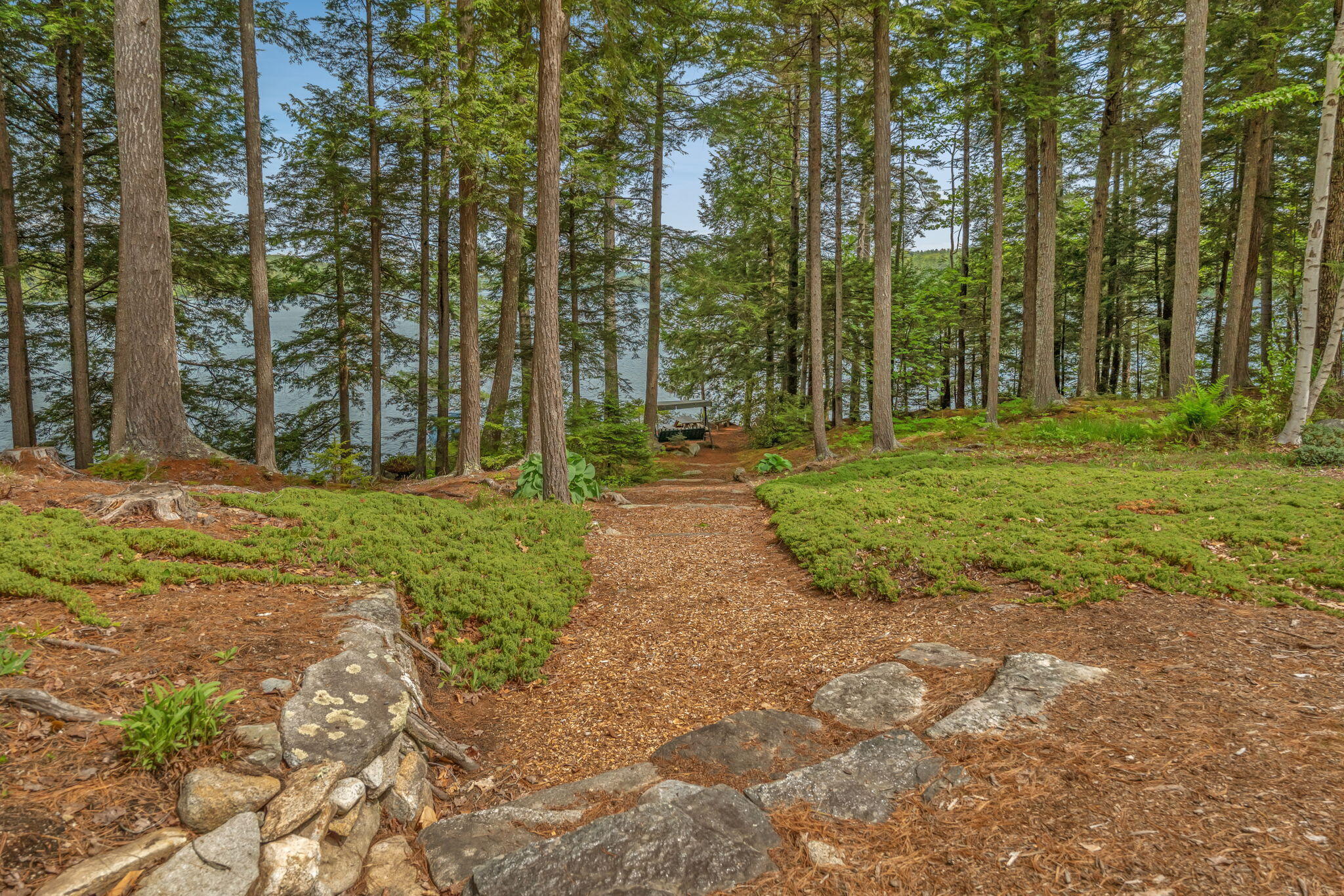 main property photo 40