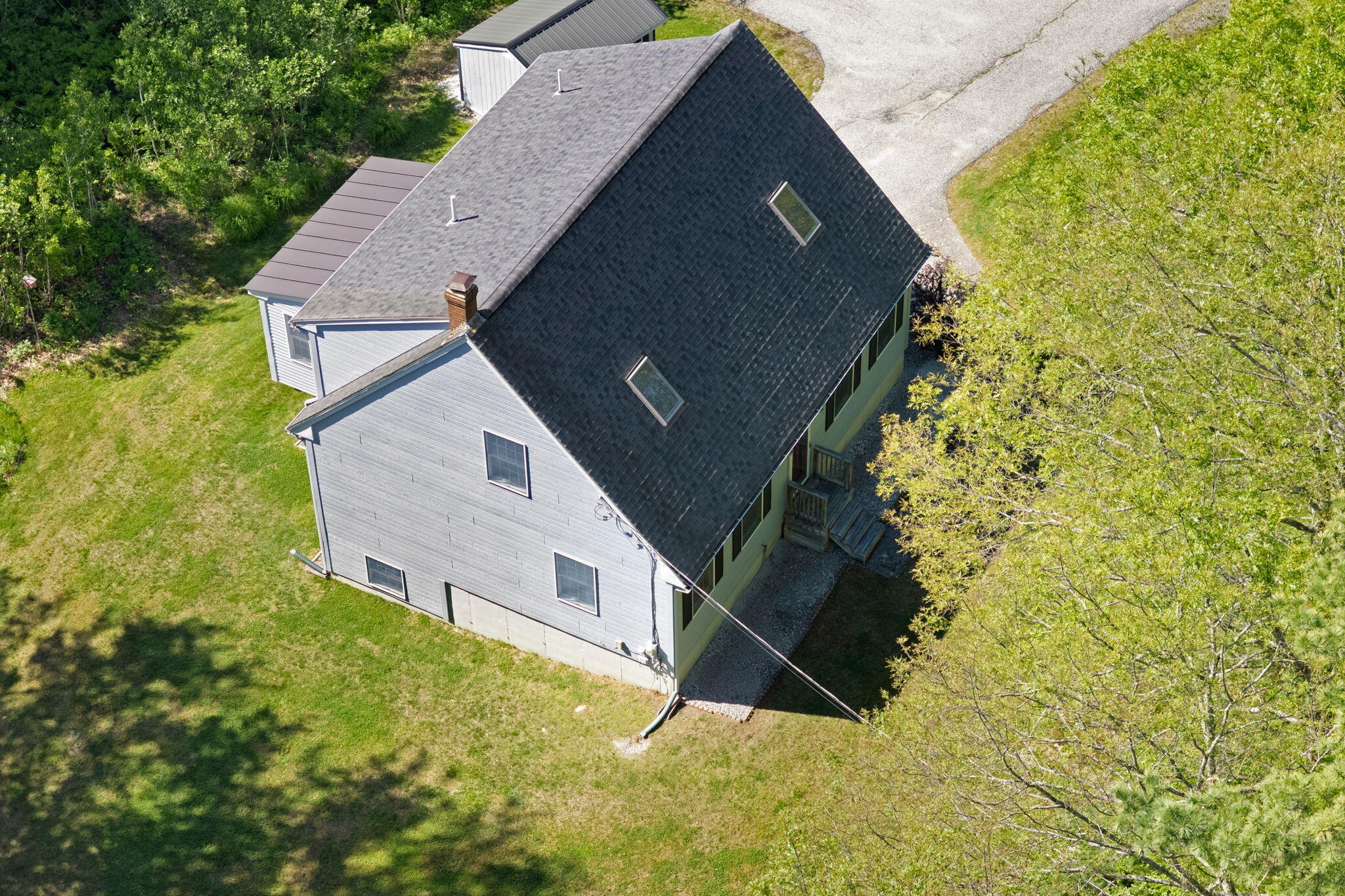 main property photo 14