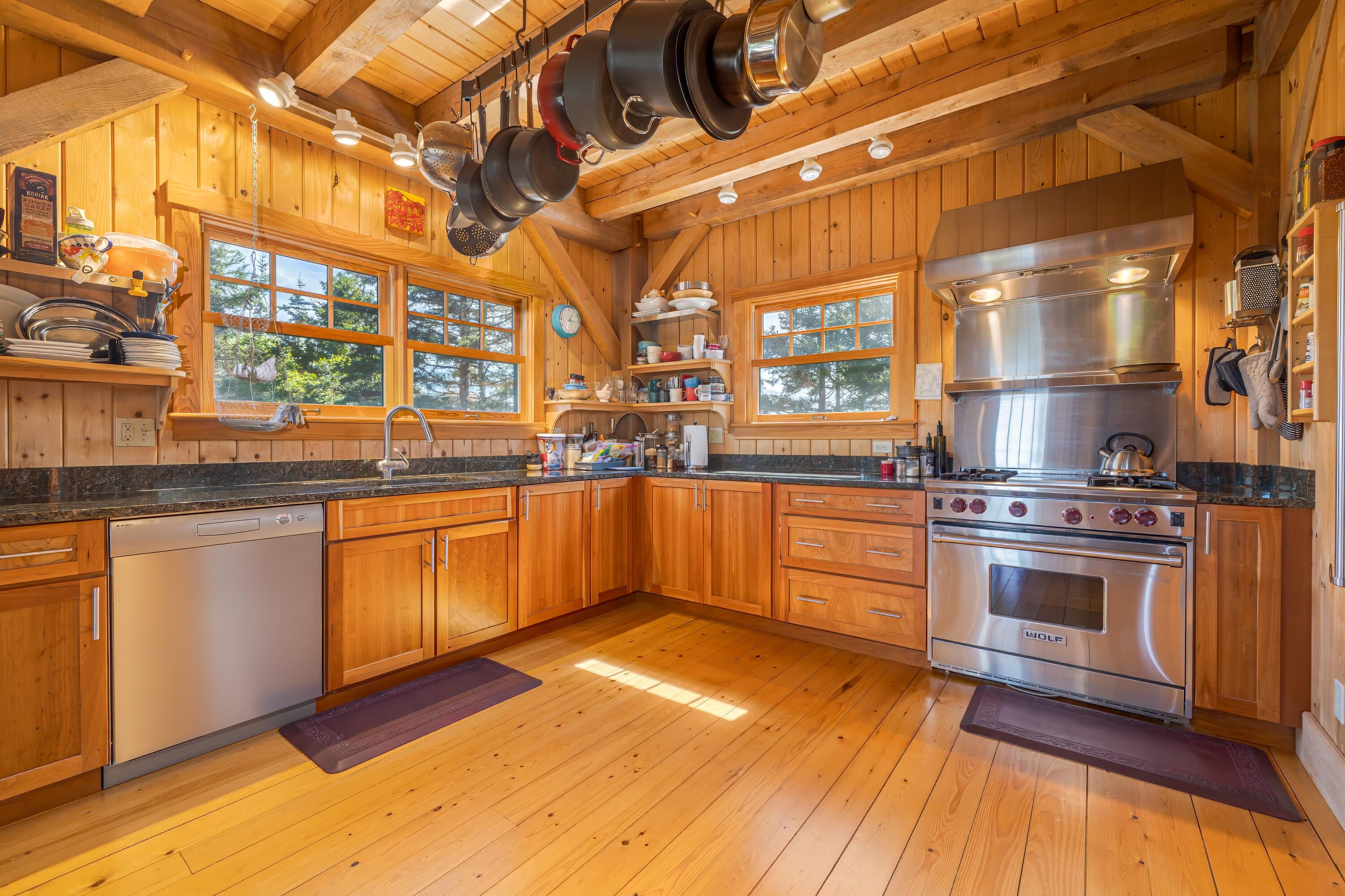 main property photo 44