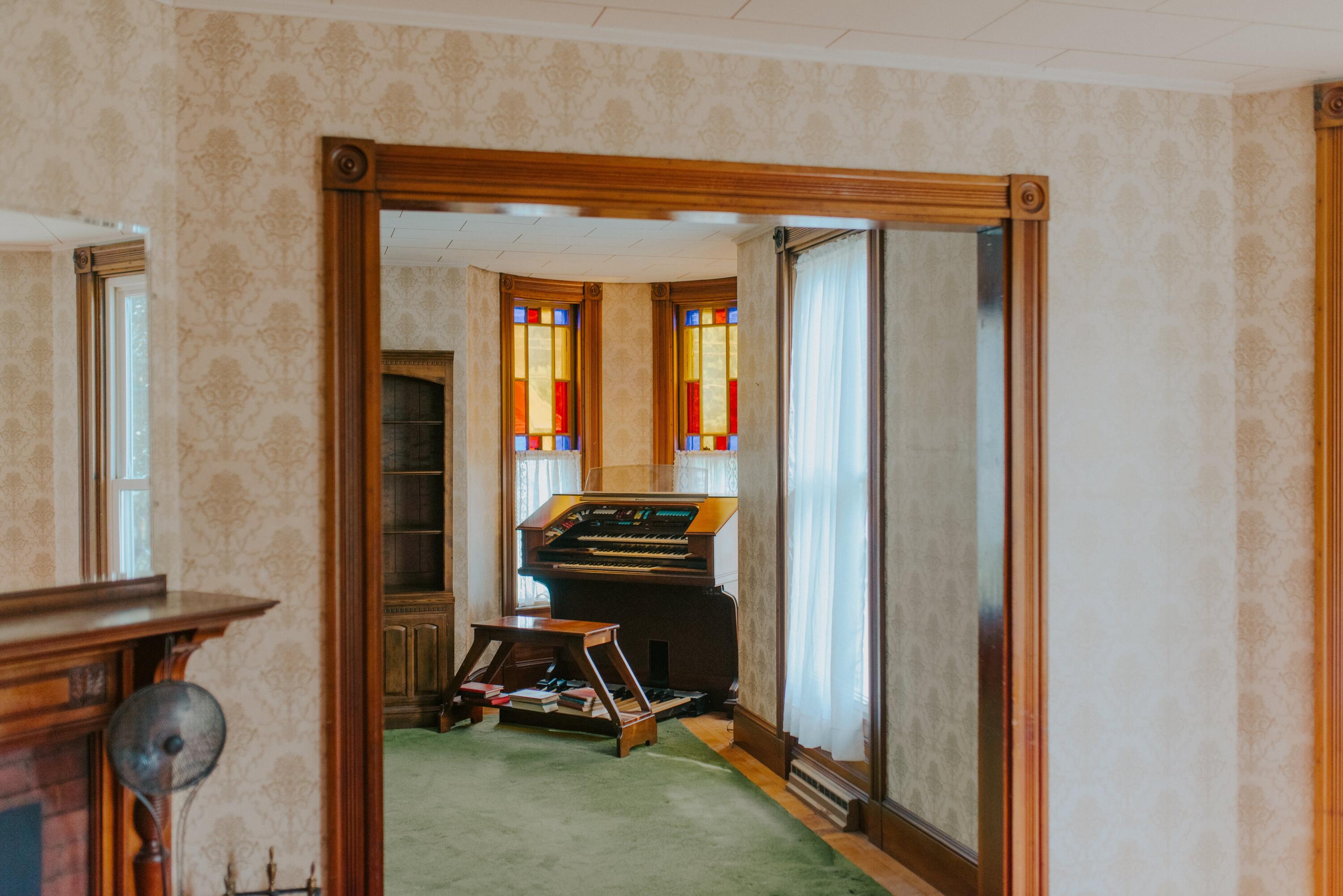main property photo 16