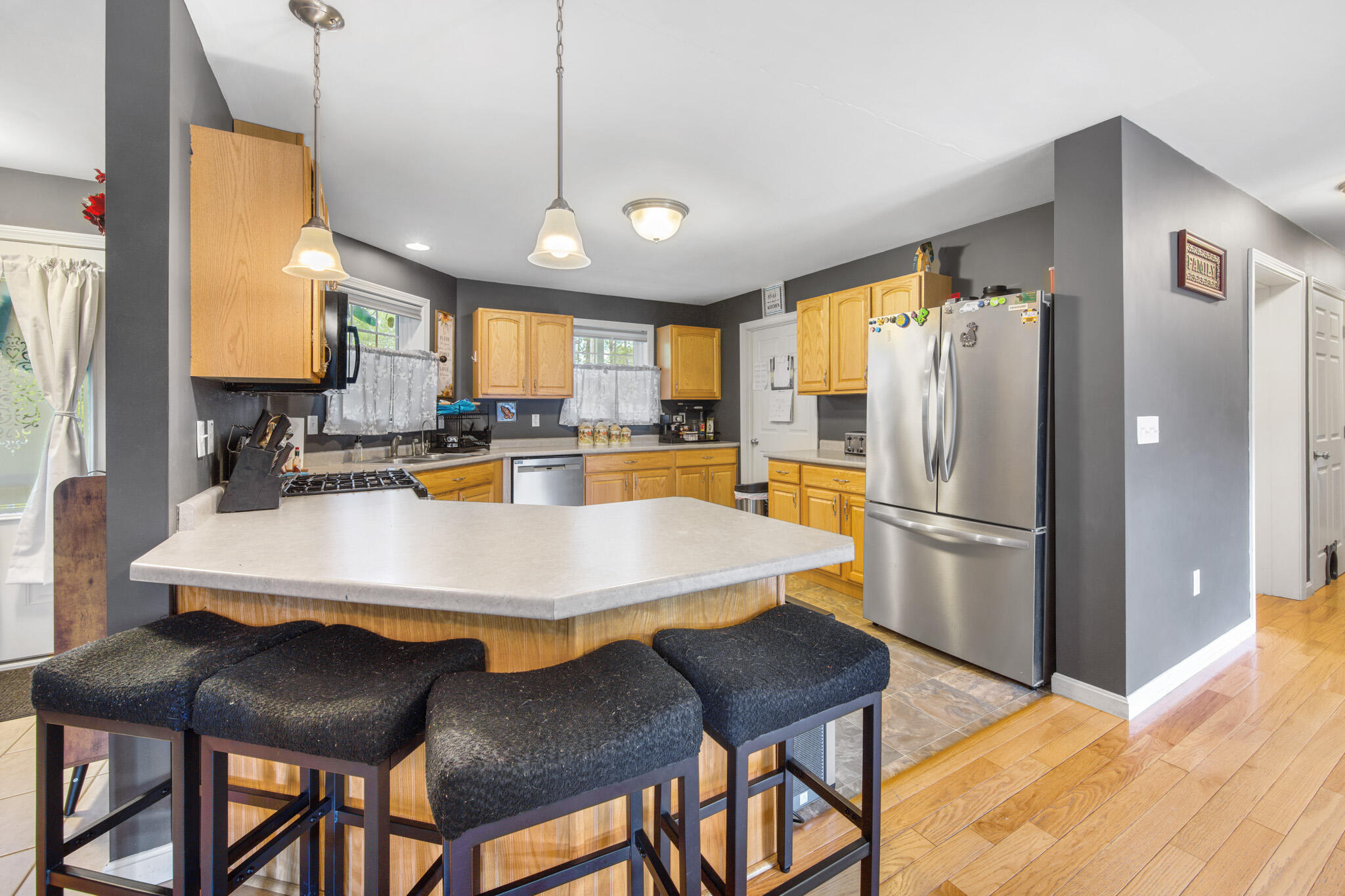 main property photo 19