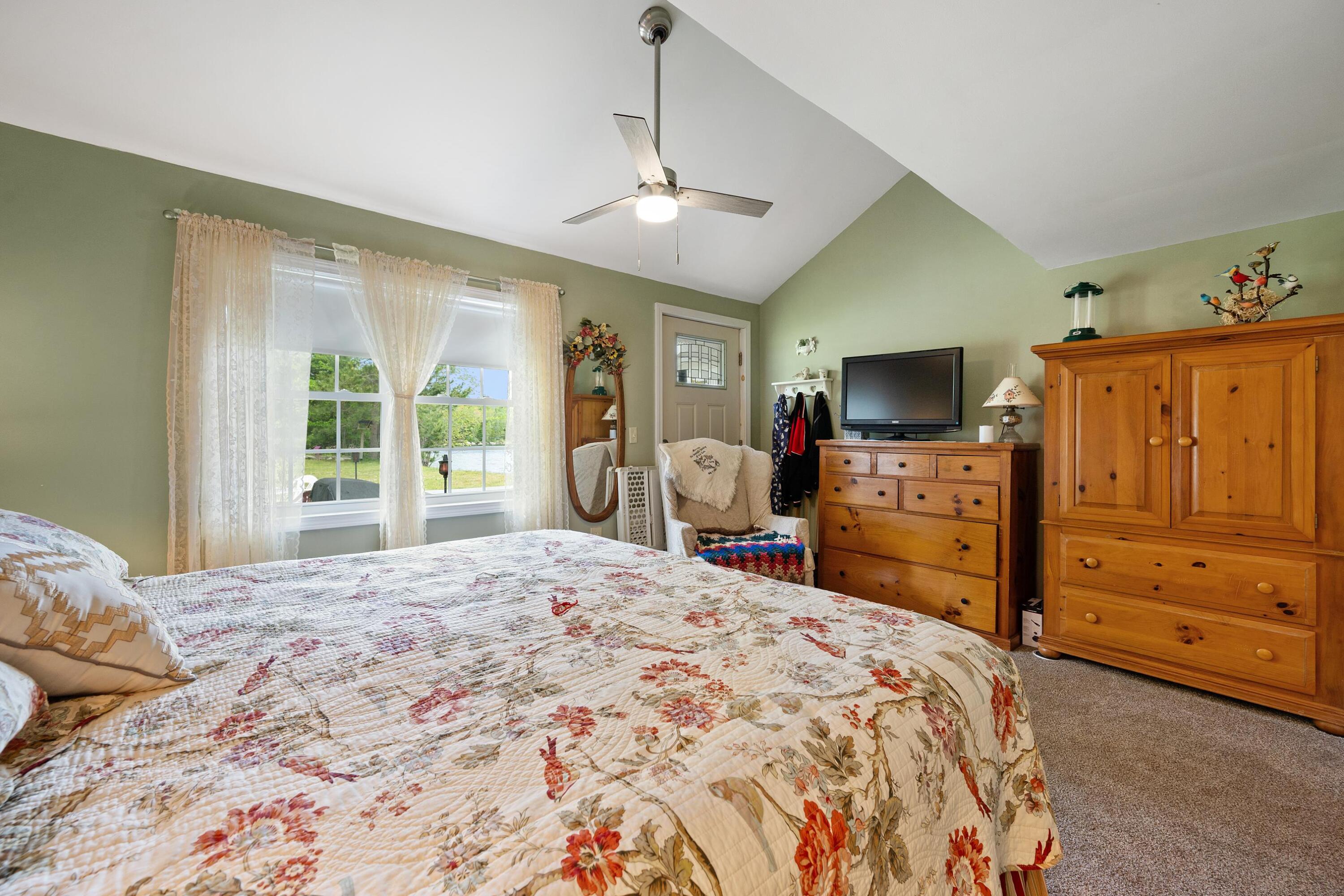 main property photo 21