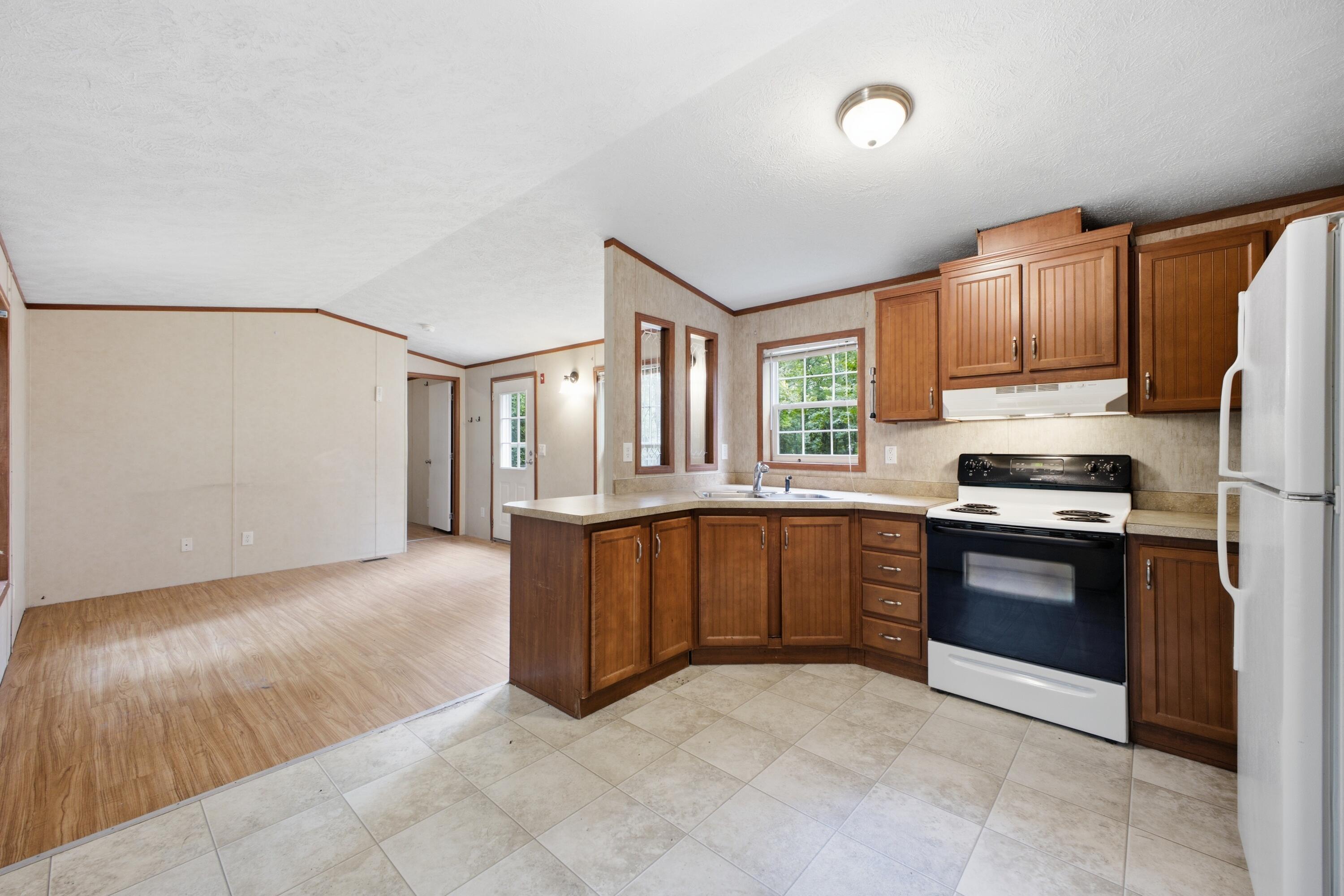 main property photo 71