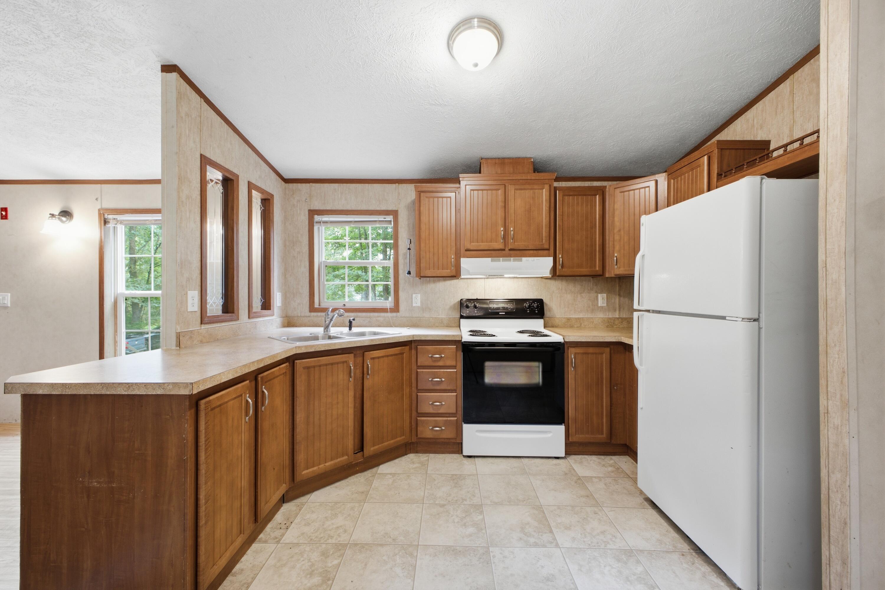main property photo 73