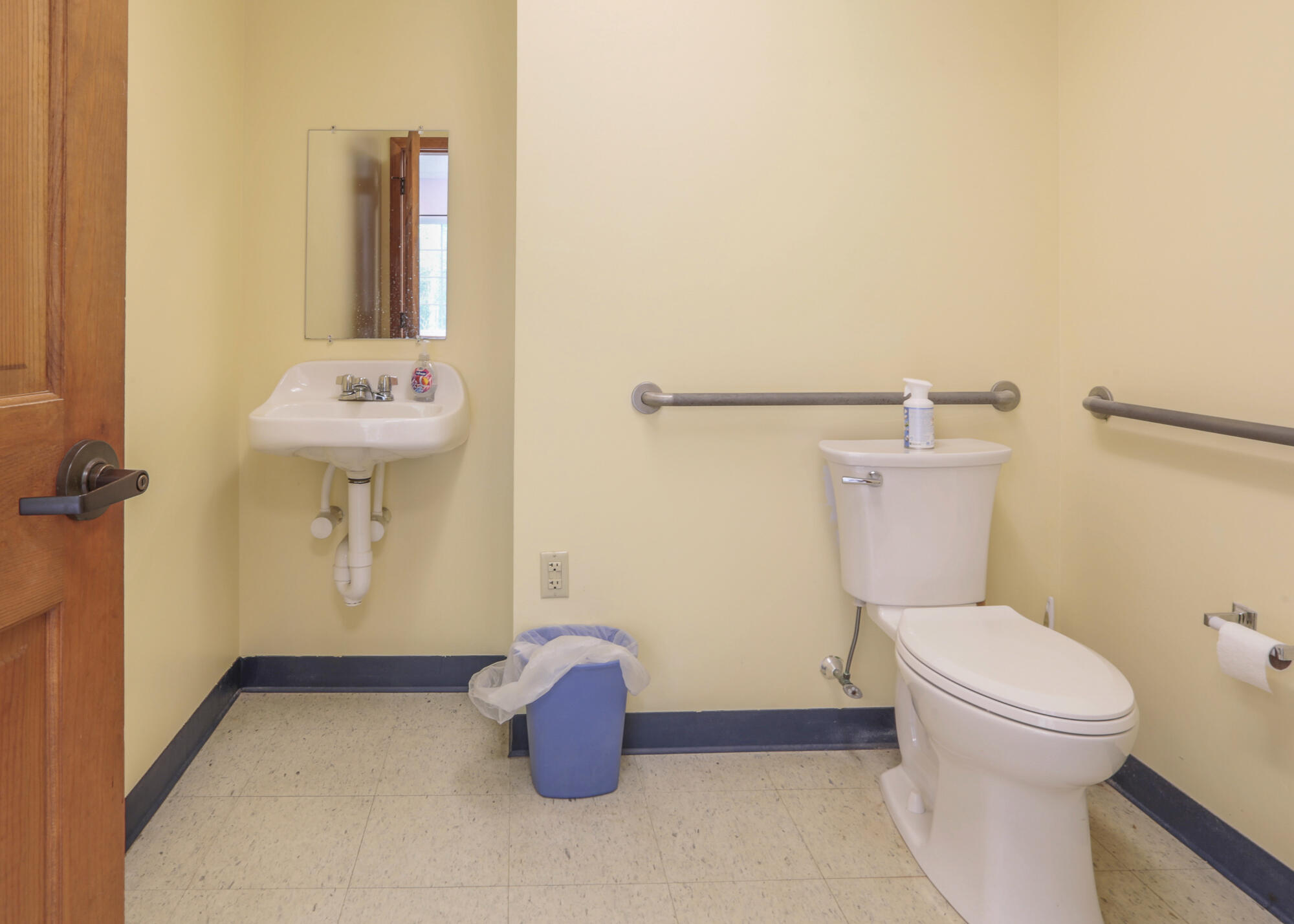 main property photo 31