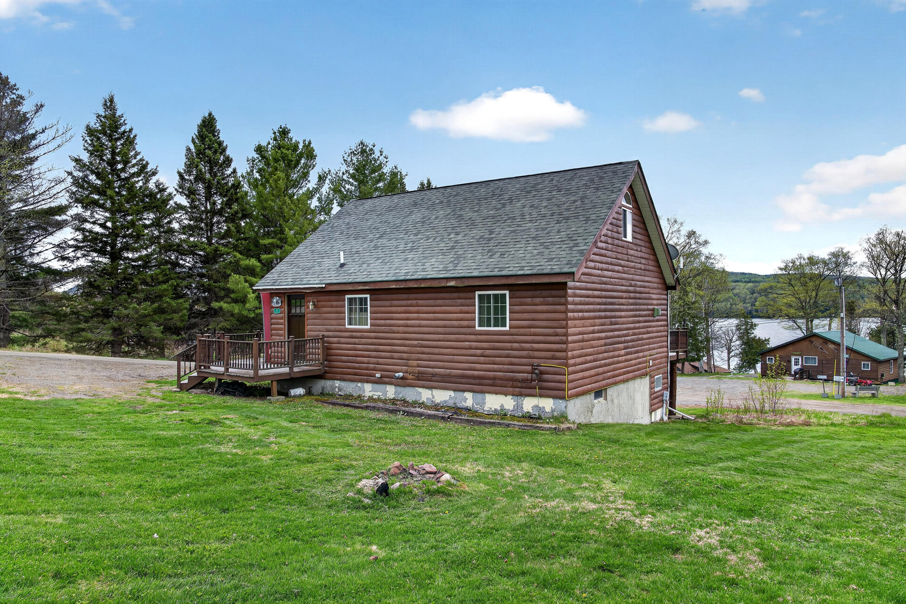 main property photo 32