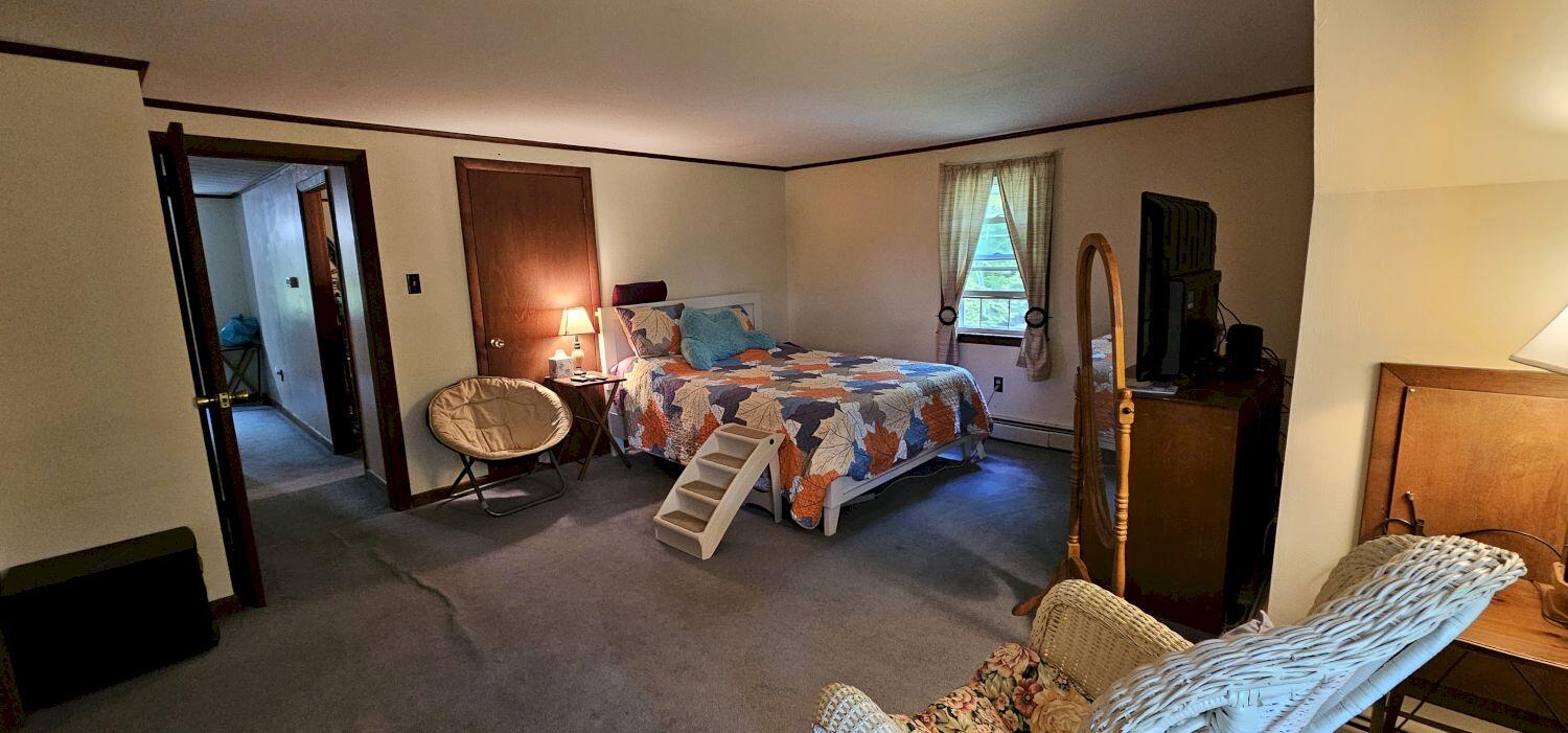 main property photo 30