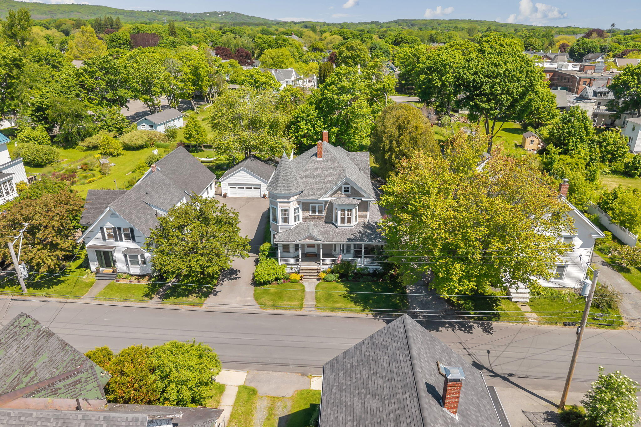 main property photo 64