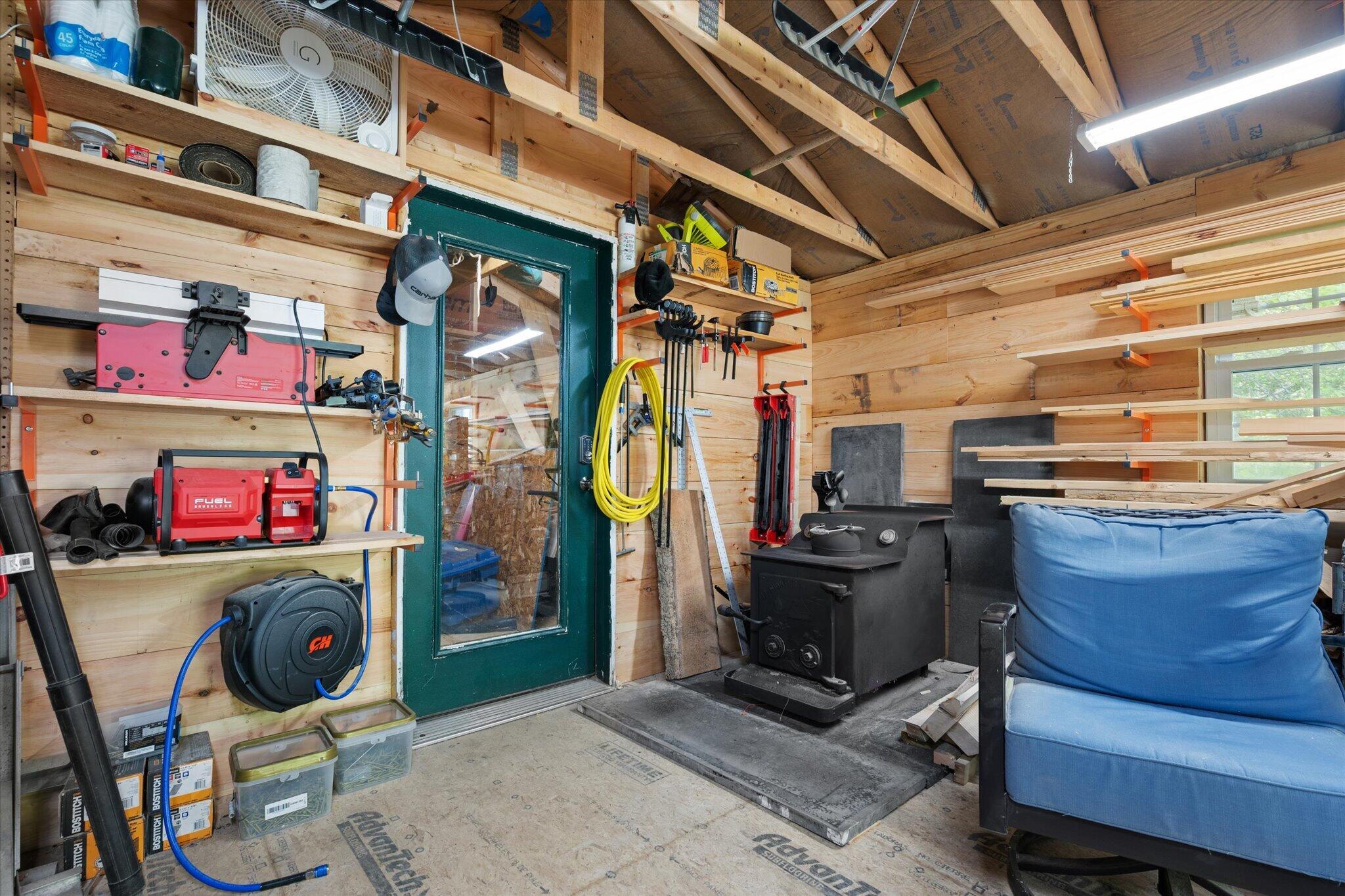 main property photo 77