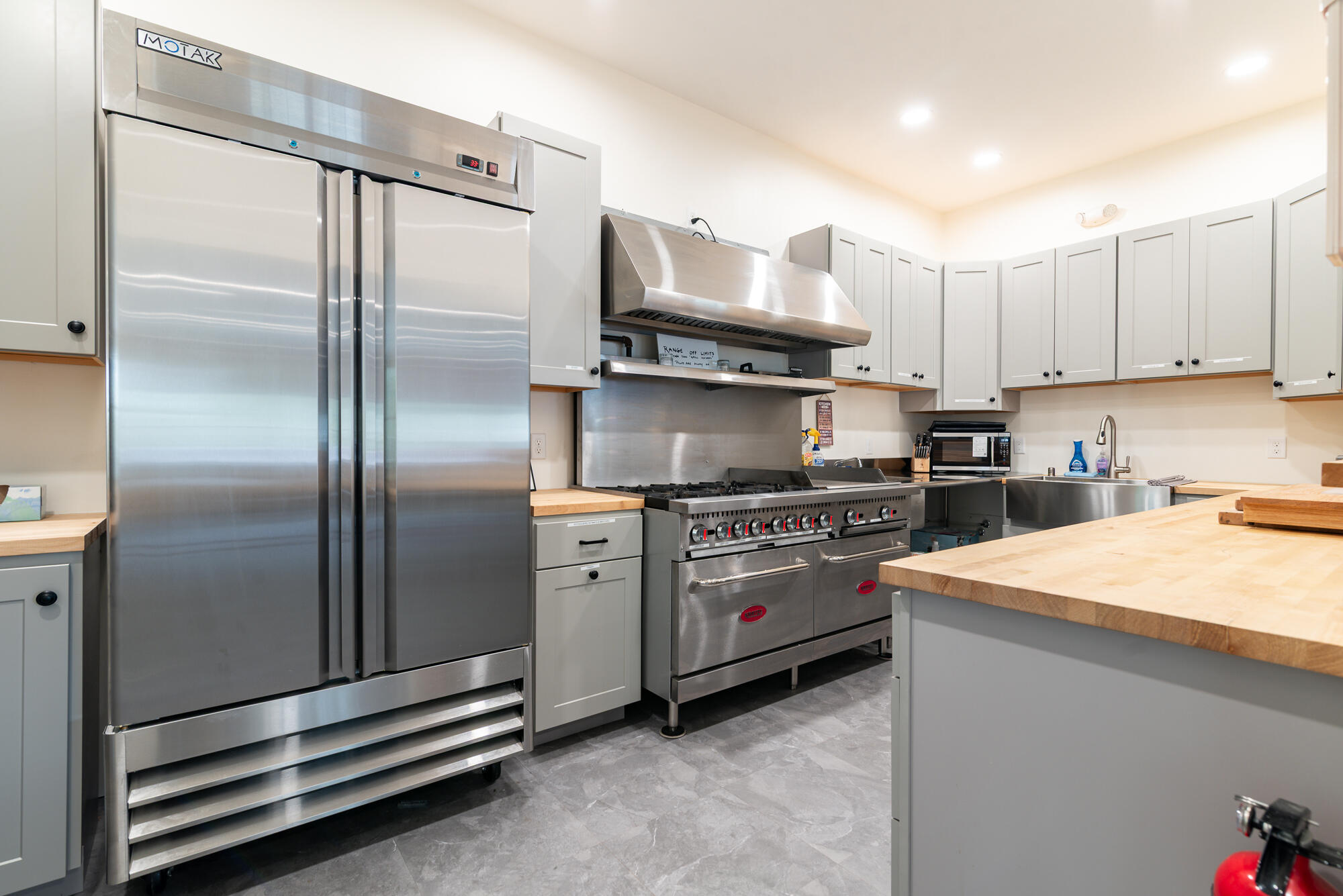 main property photo 46