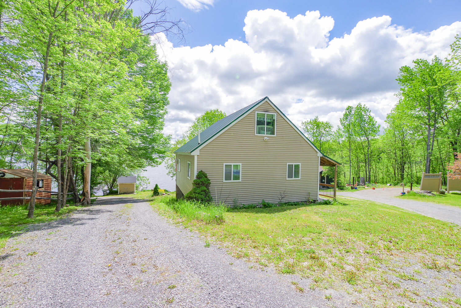 main property photo 4