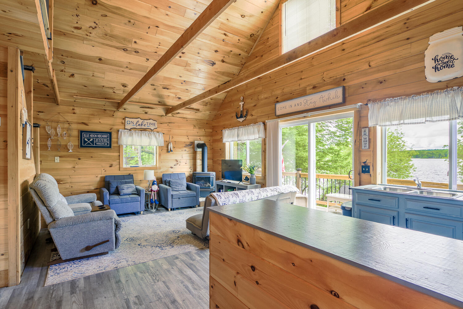 main property photo 8