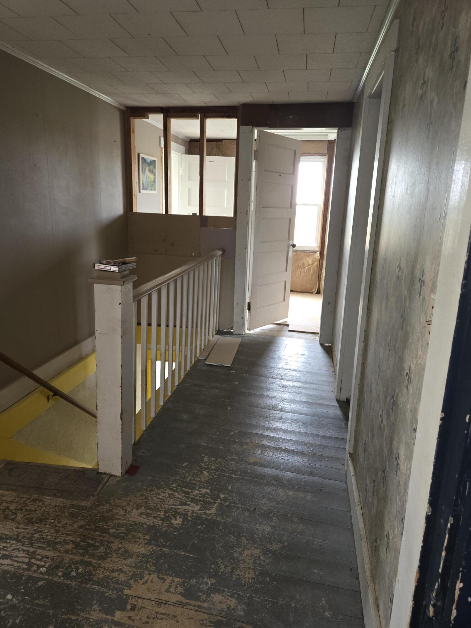 main property photo 17
