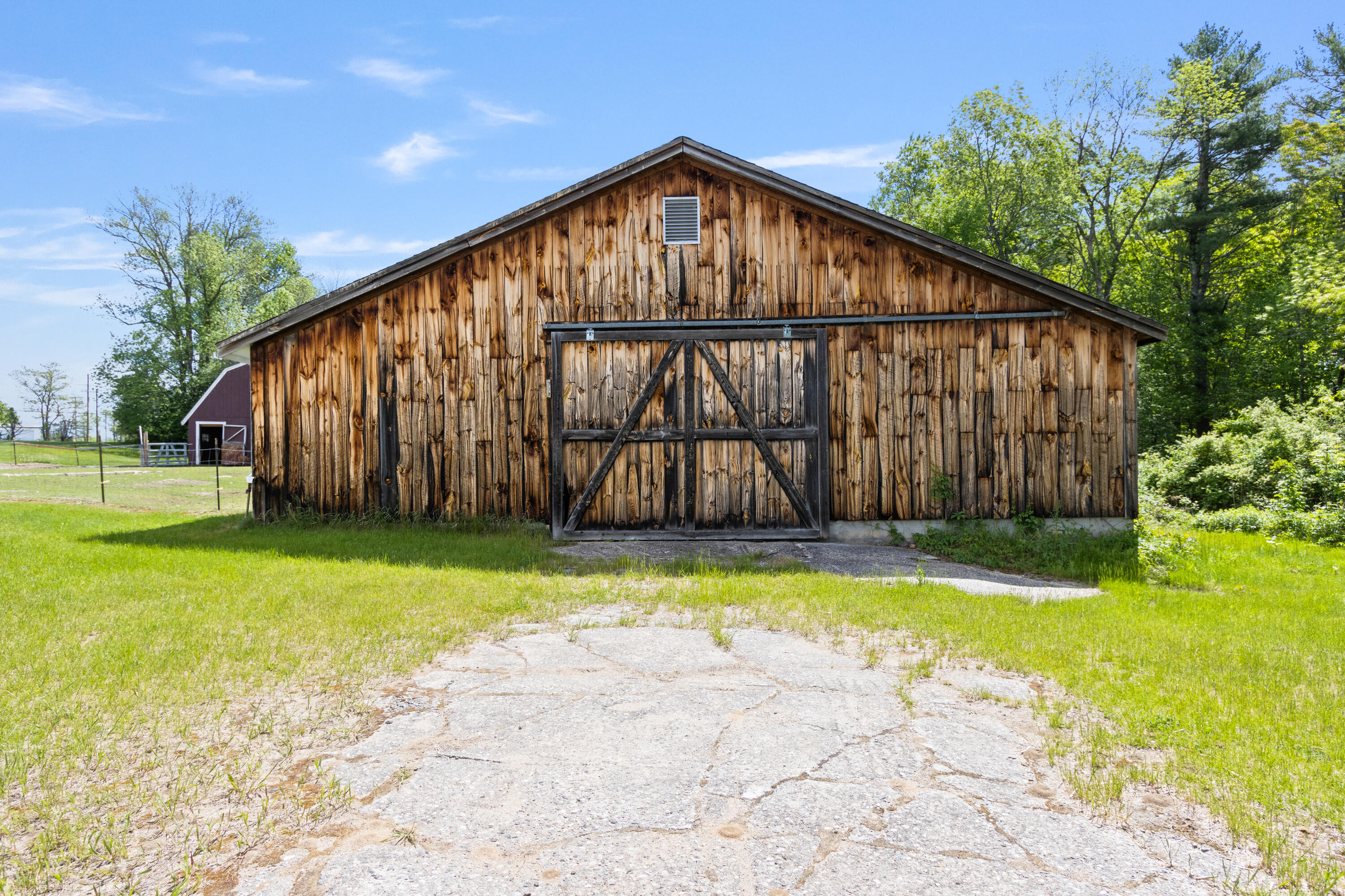main property photo 59