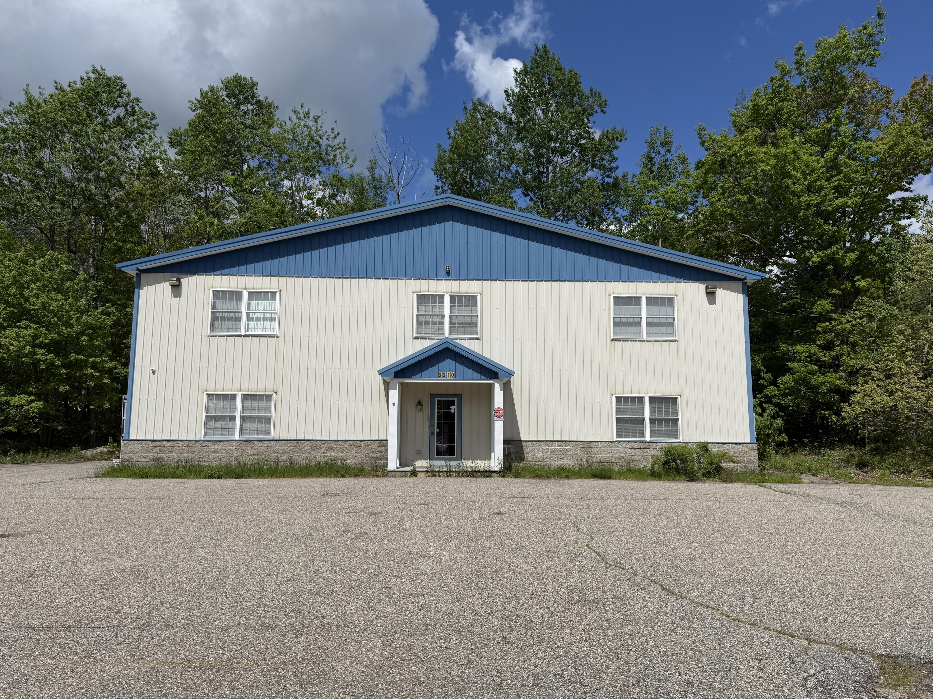 main property photo 8