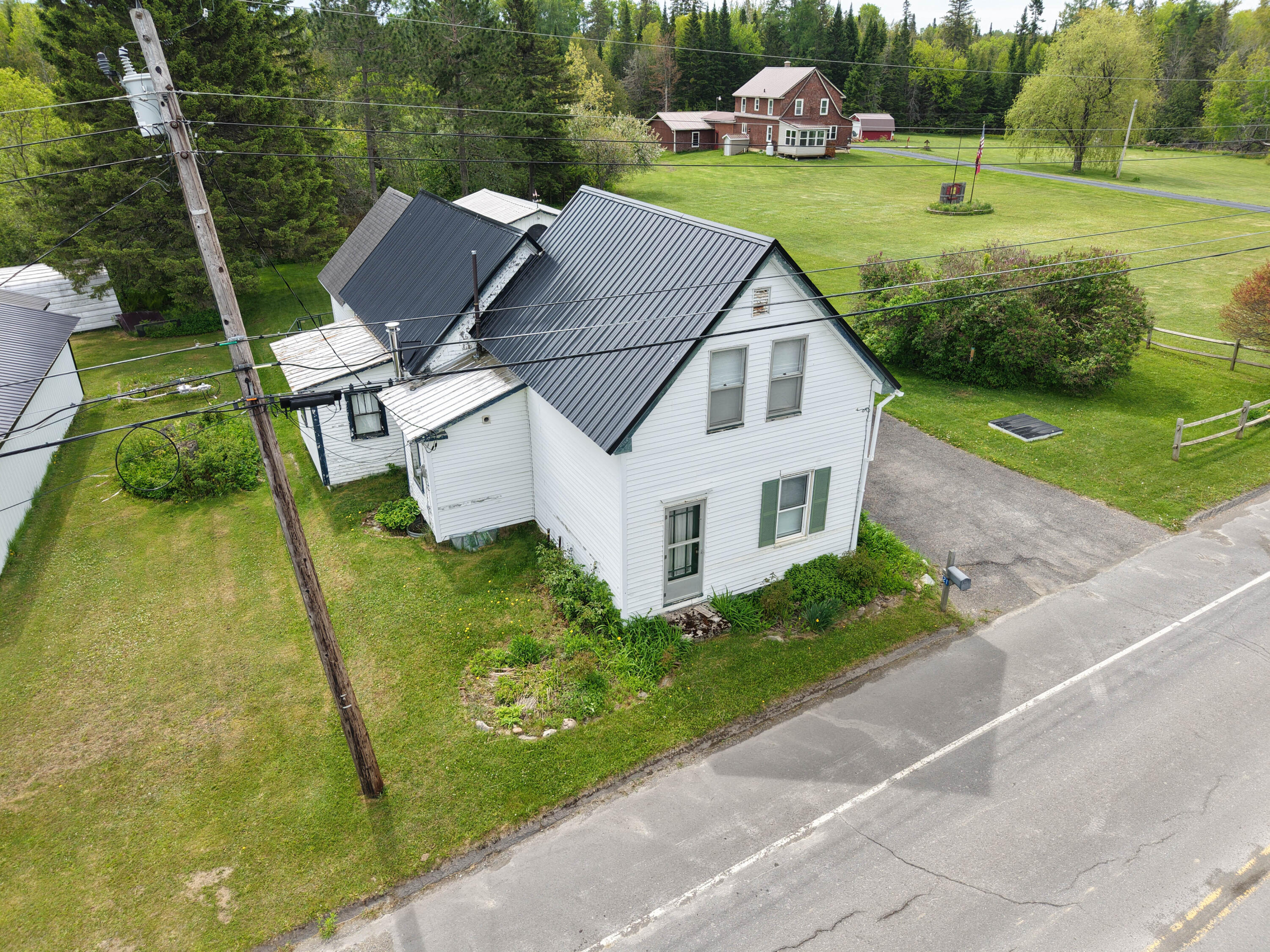 main property photo 38