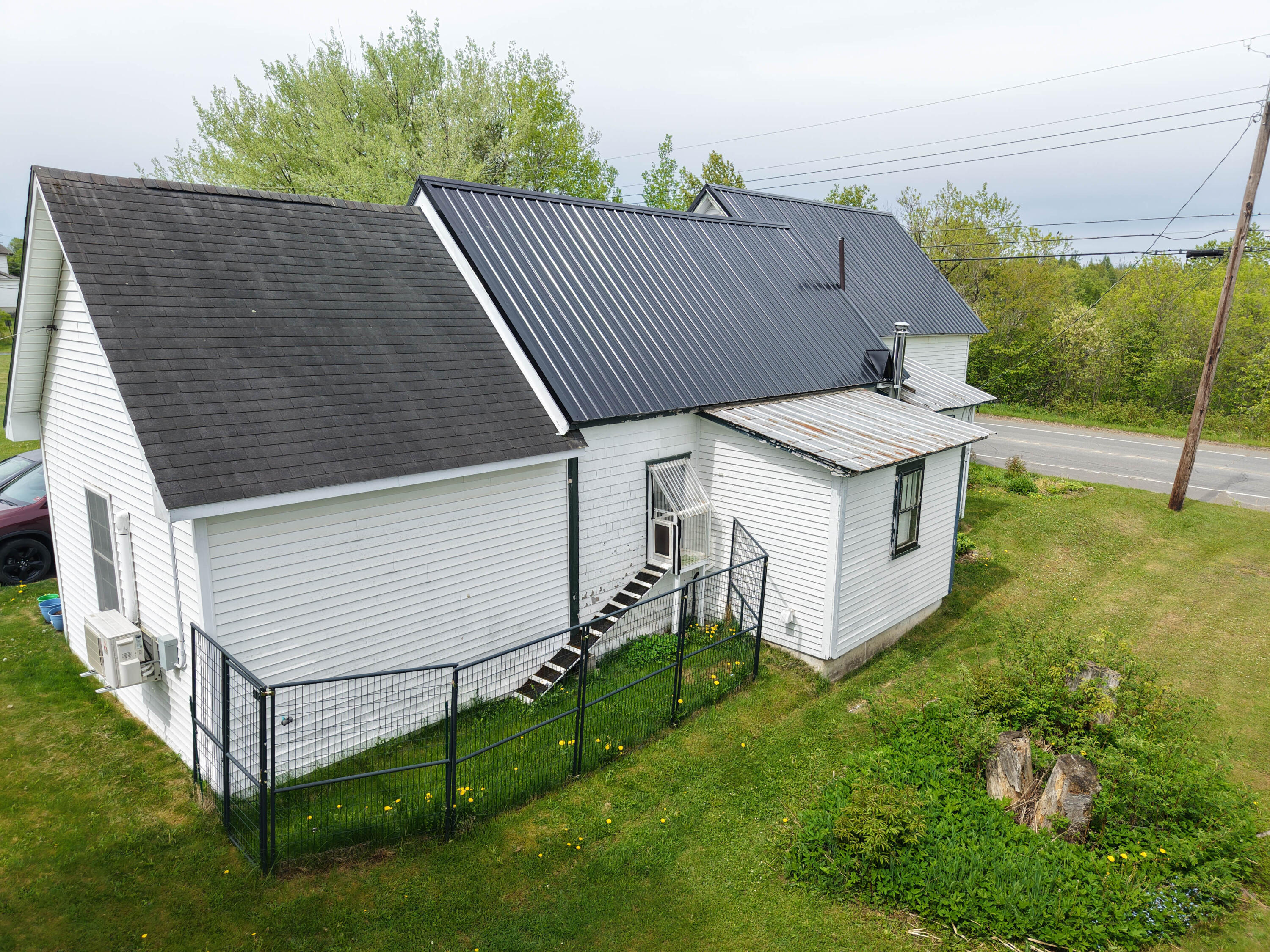 main property photo 39