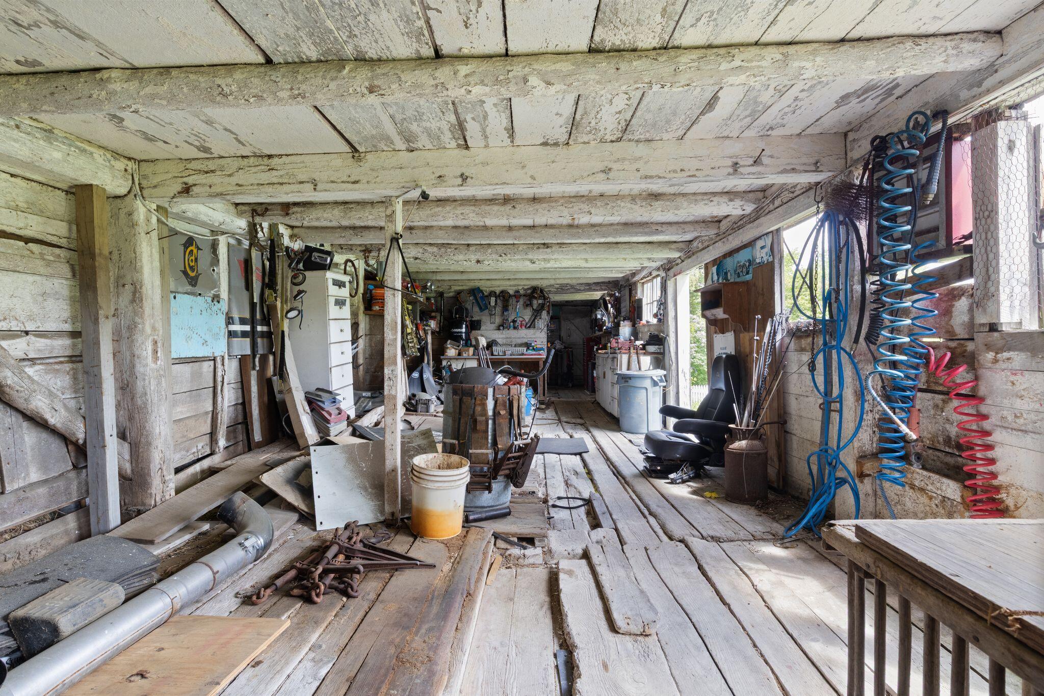 main property photo 99