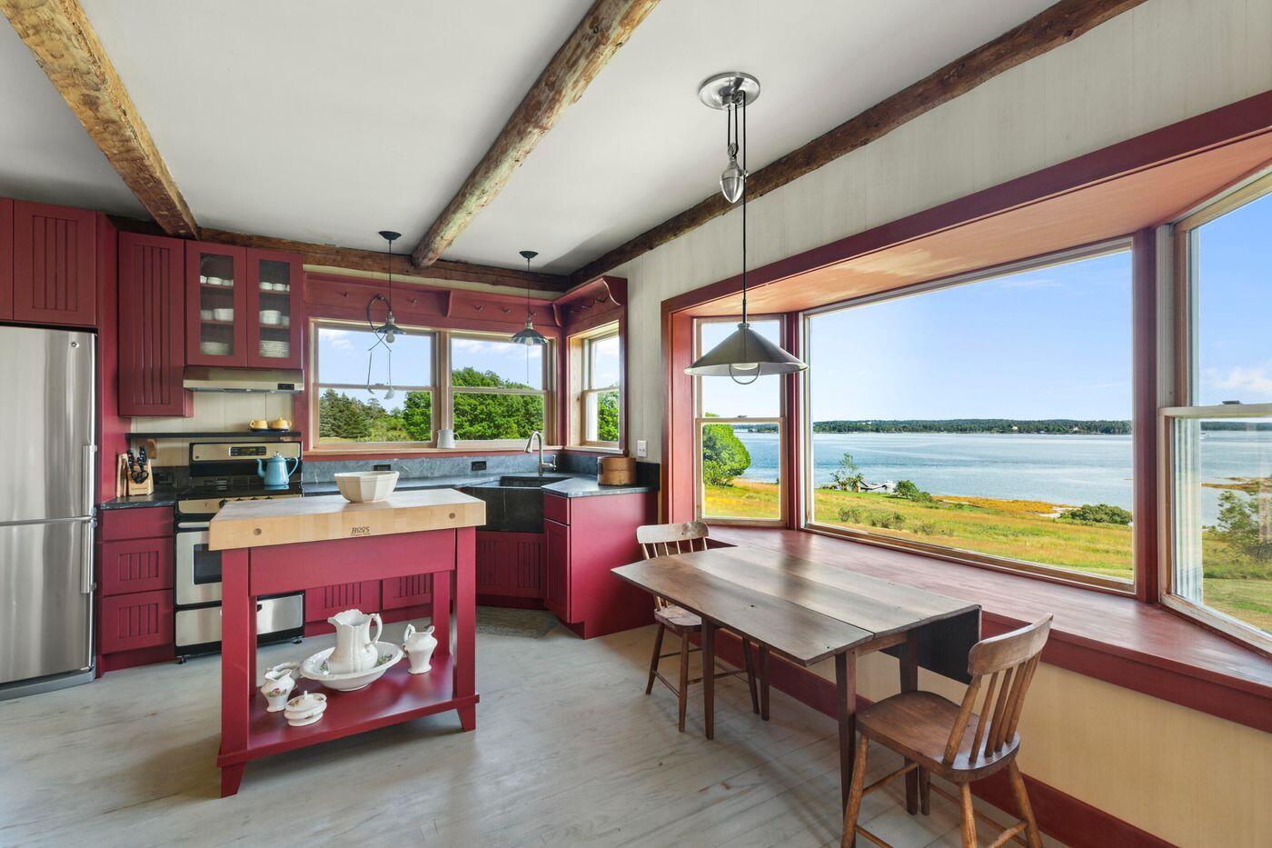main property photo 20