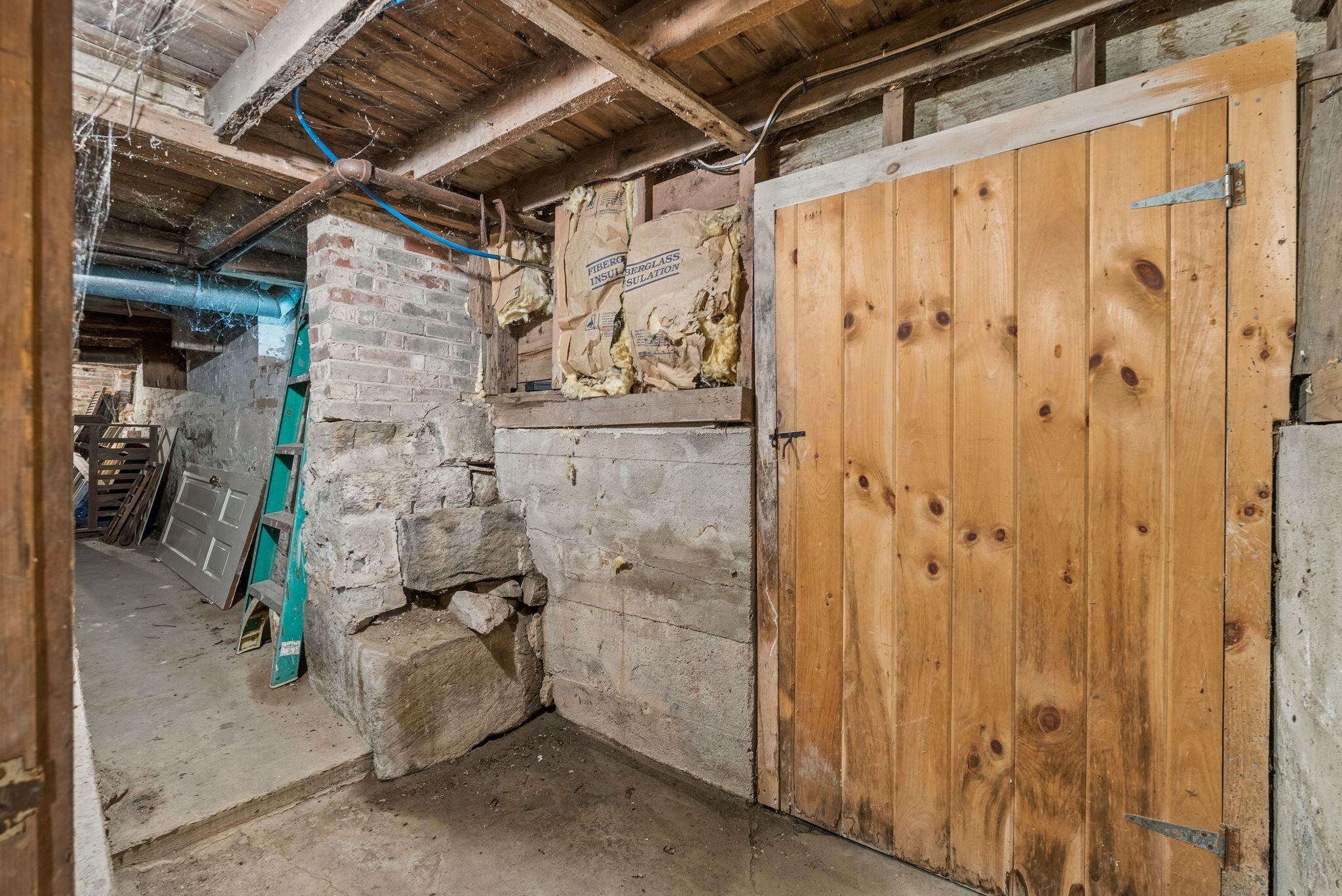 main property photo 43