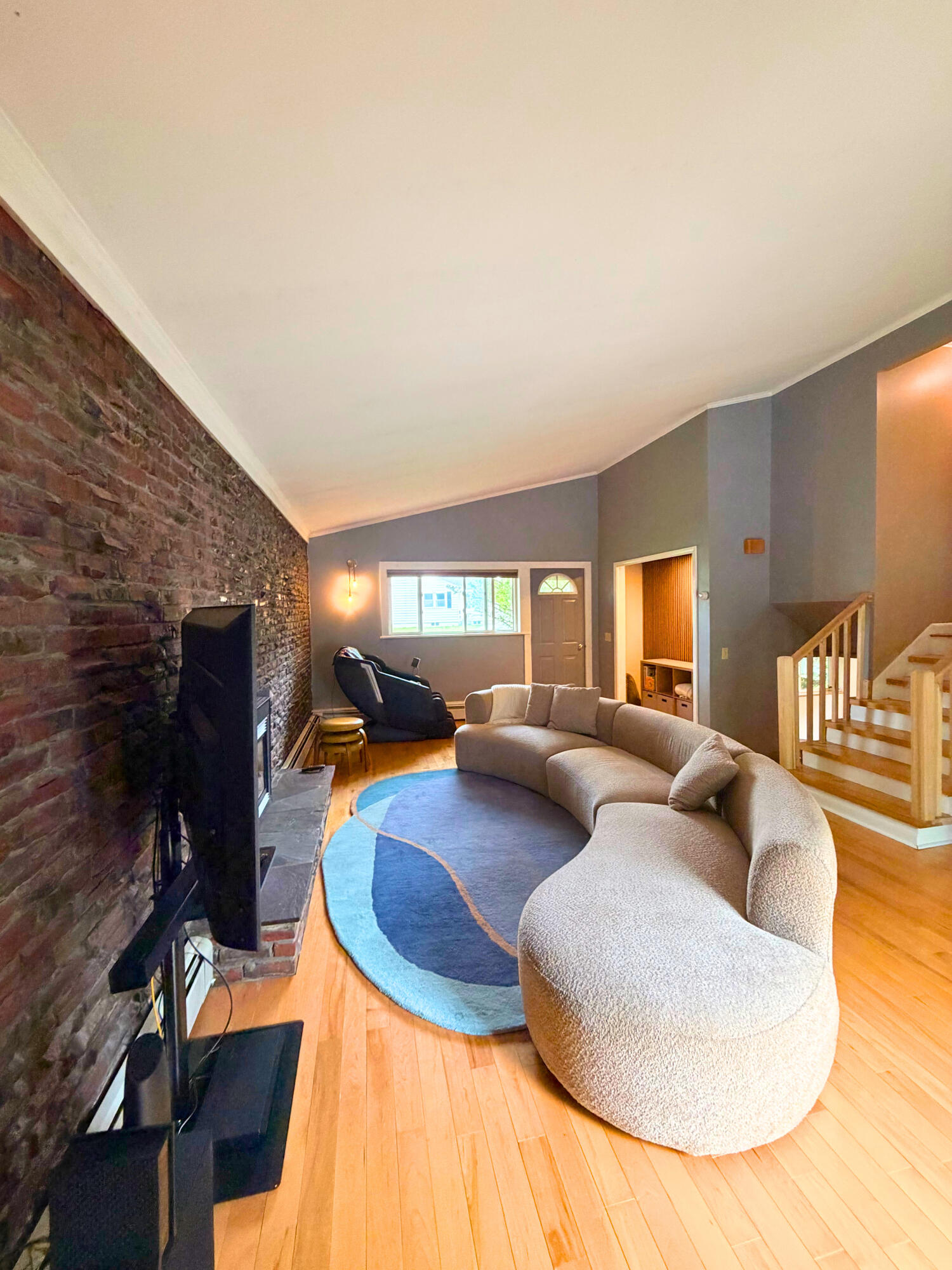 main property photo 12