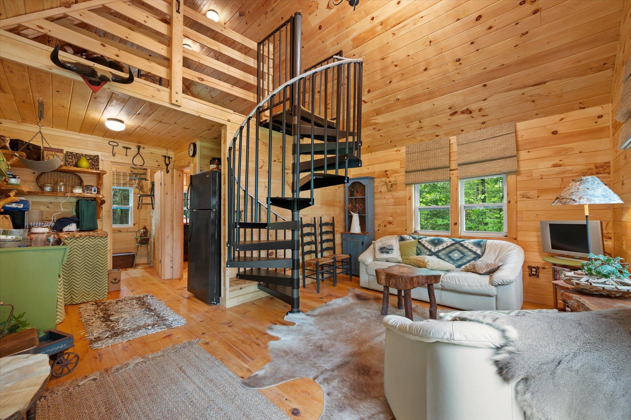 main property photo 33