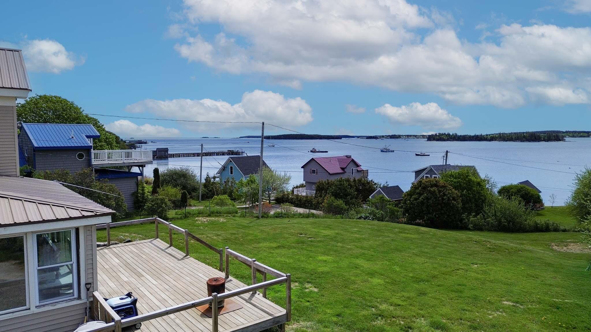 main property photo 40