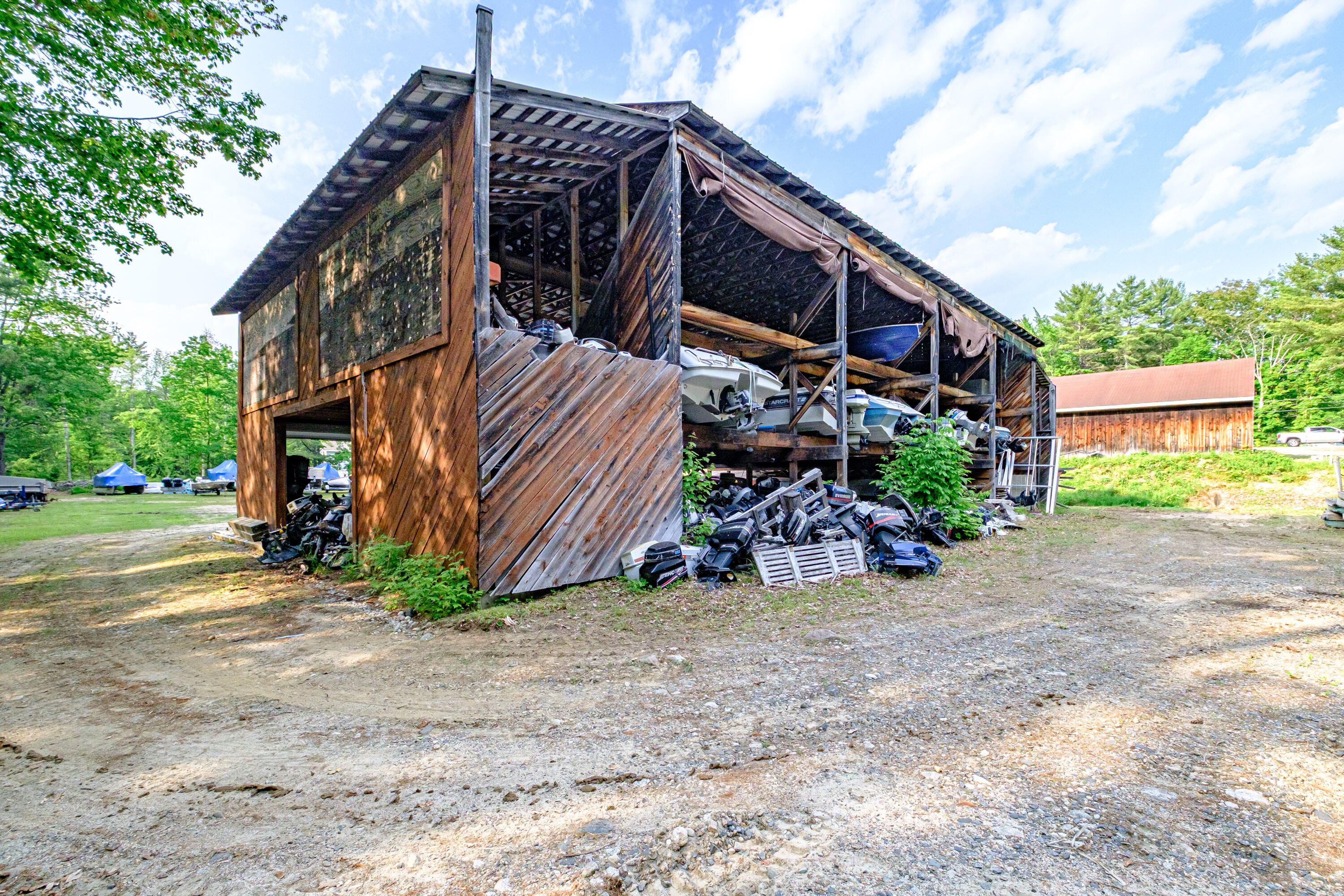 main property photo 31