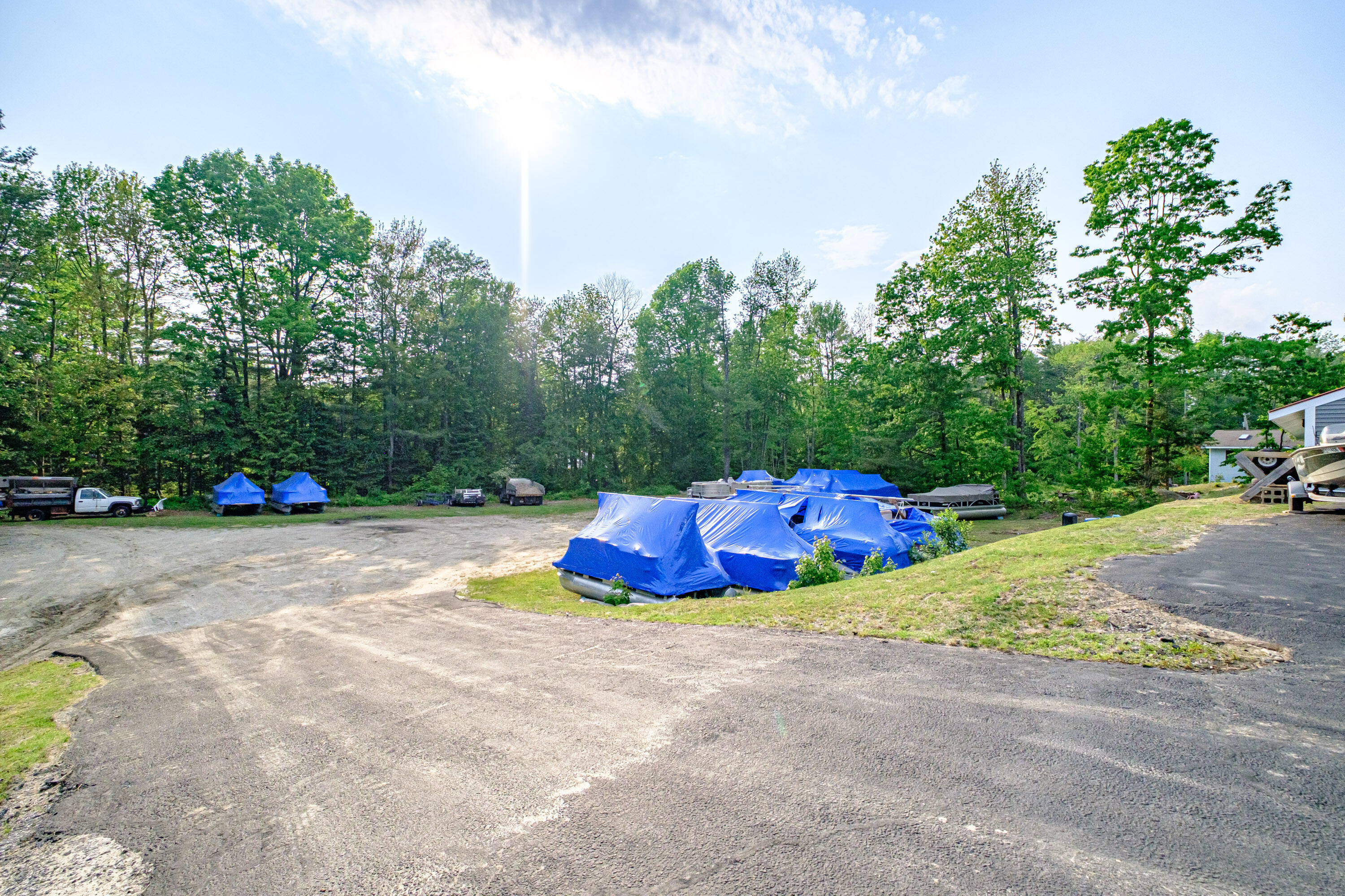 main property photo 58