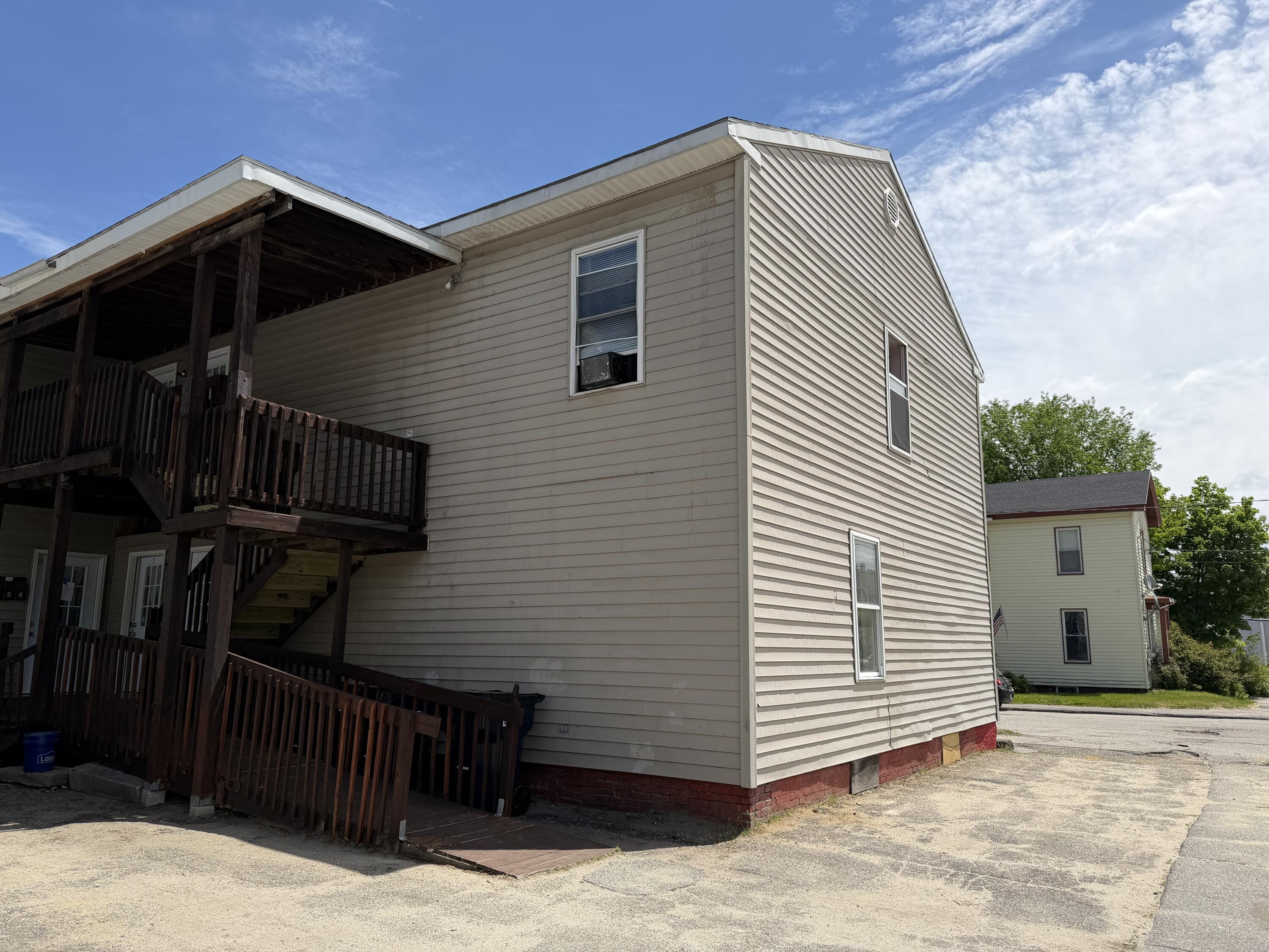 main property photo 16