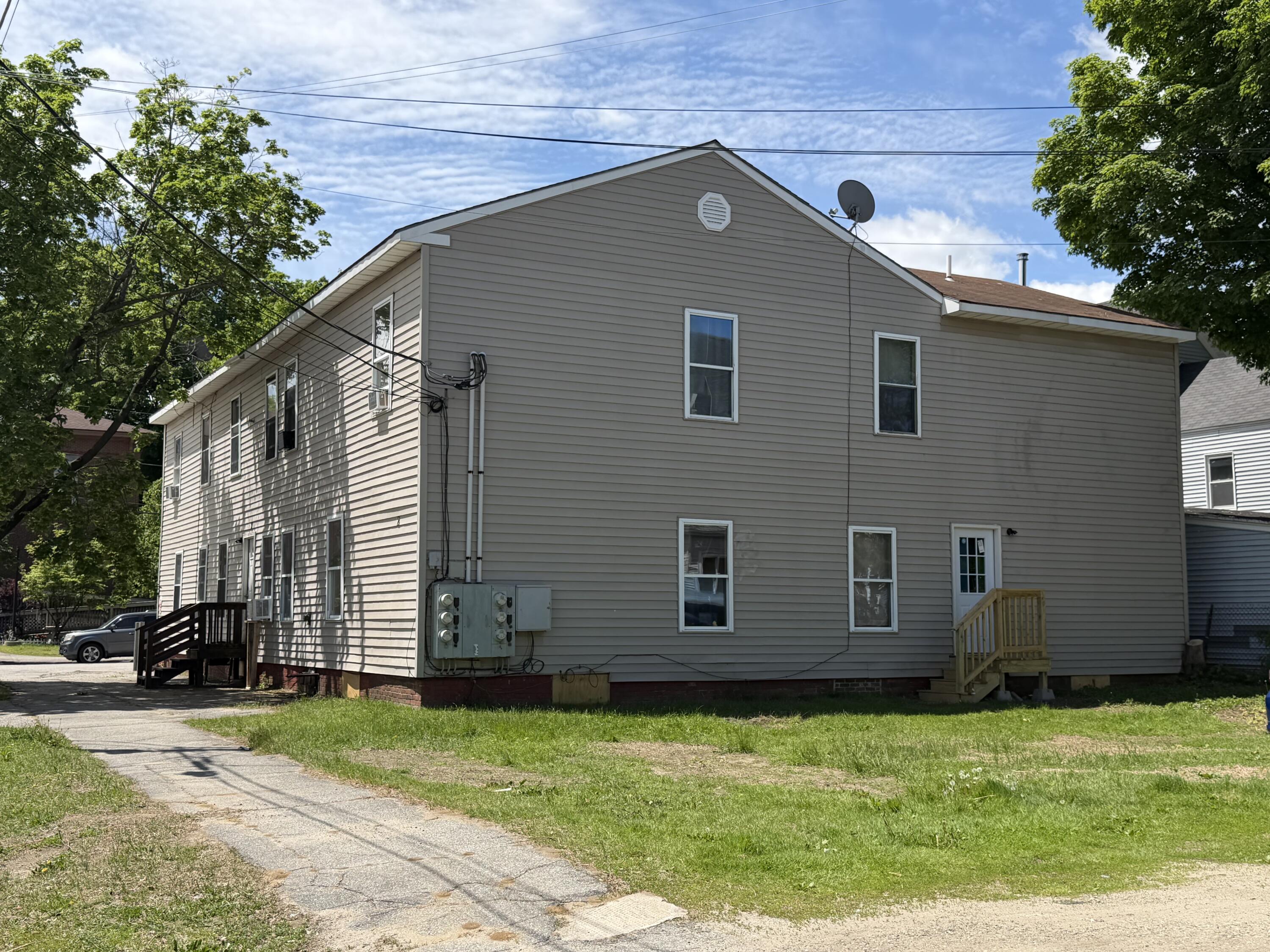 main property photo 24