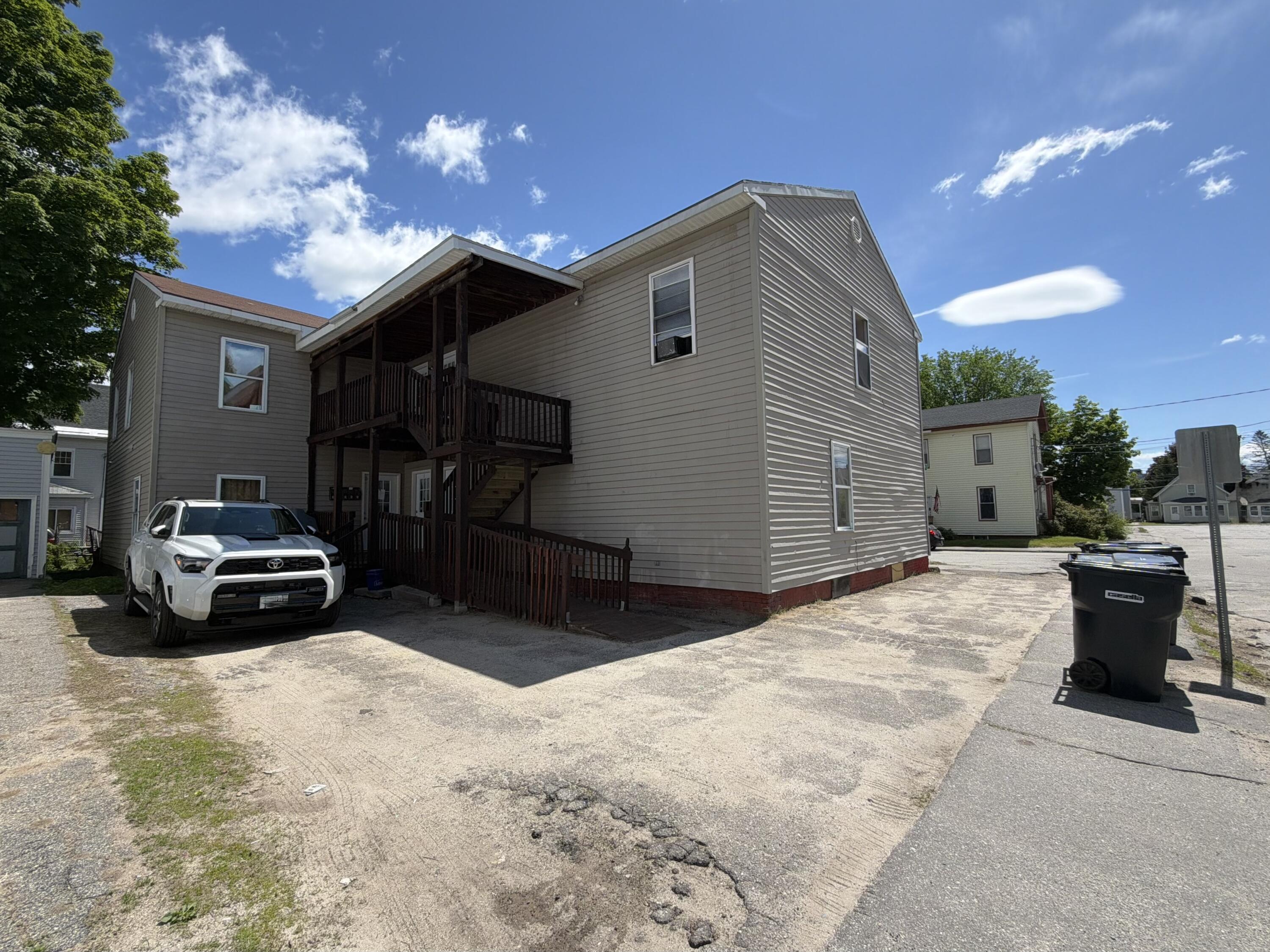 main property photo 33