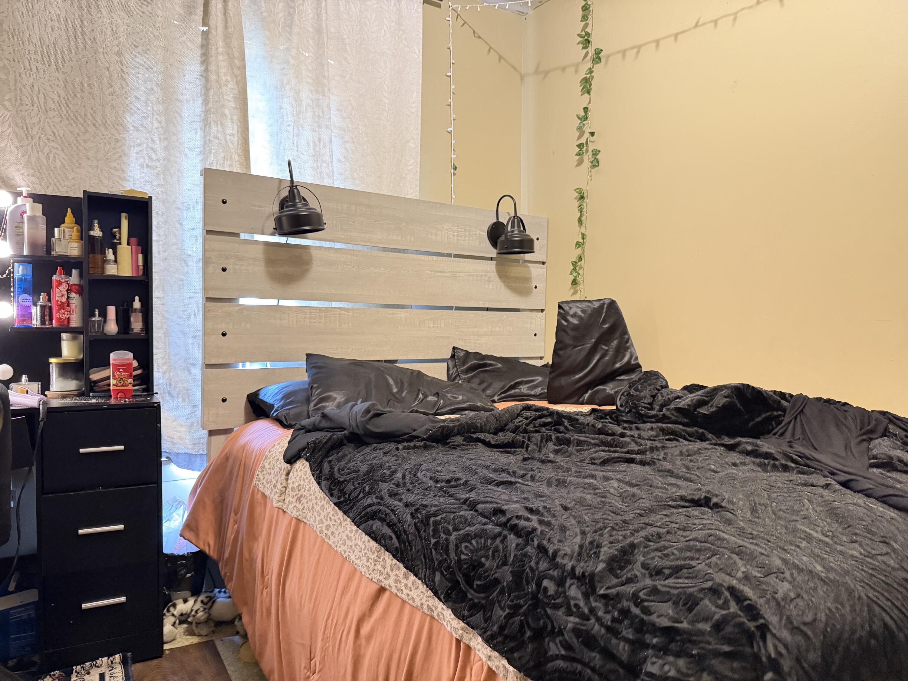 main property photo 78