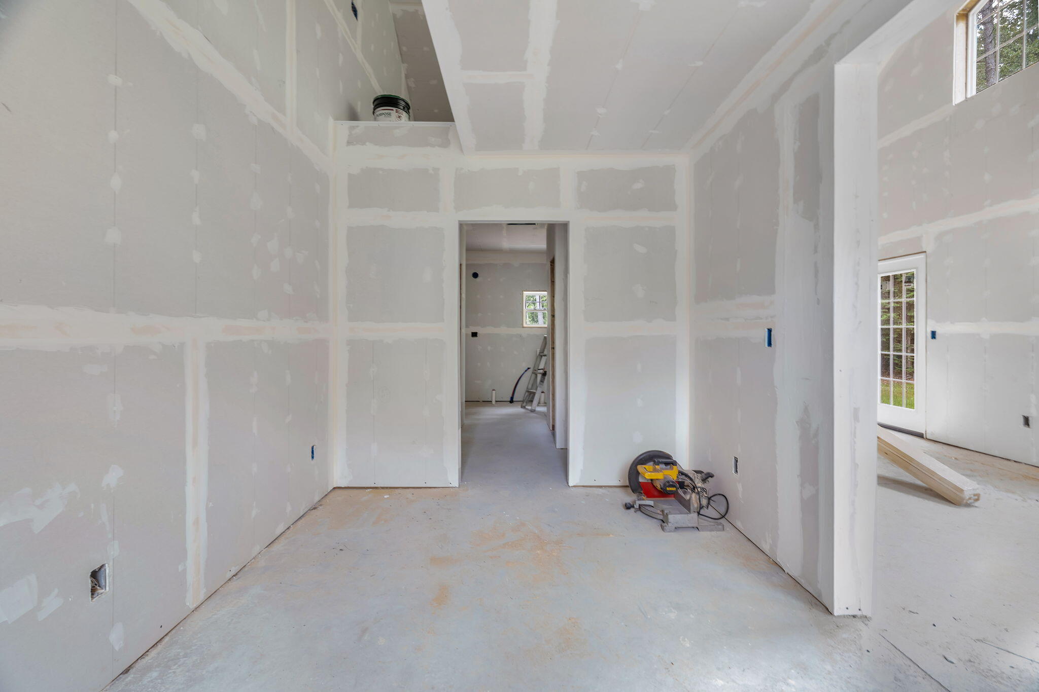 main property photo 125
