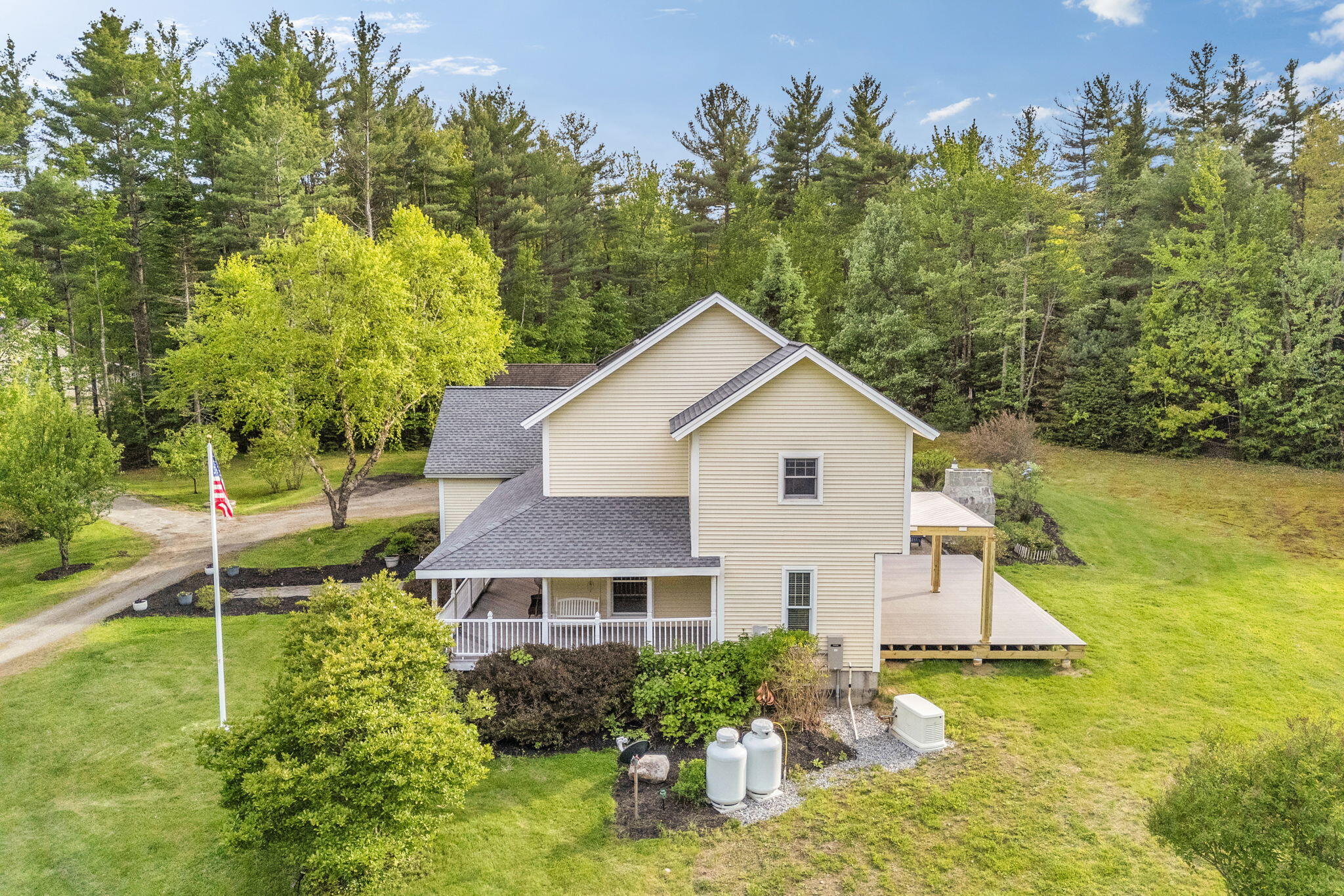 main property photo 13