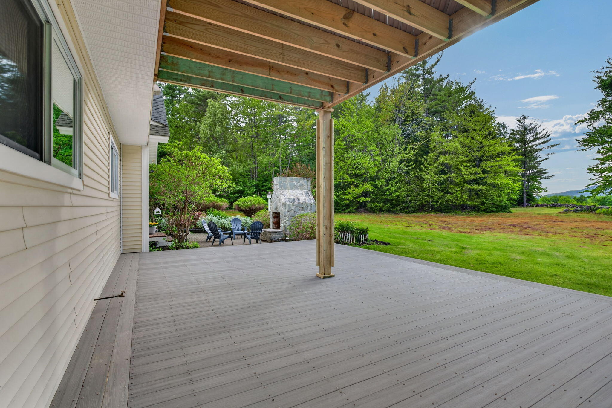 main property photo 78