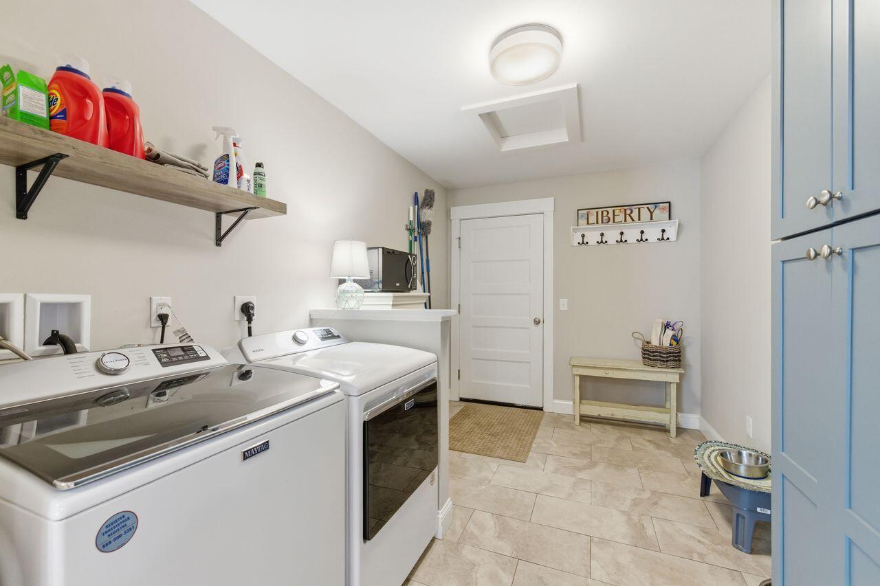 main property photo 40