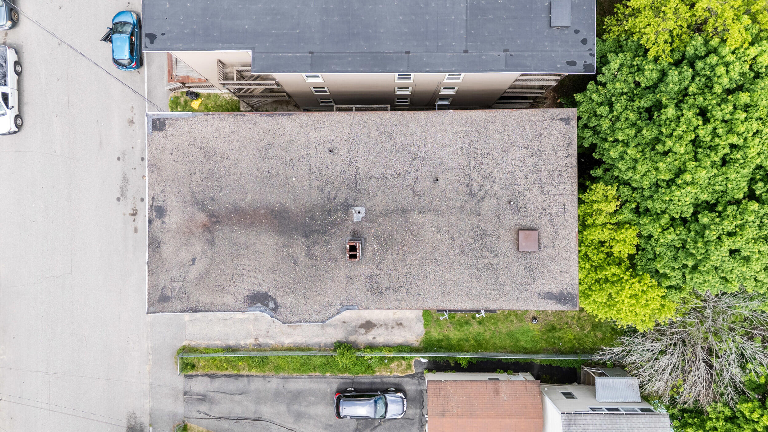 main property photo 41