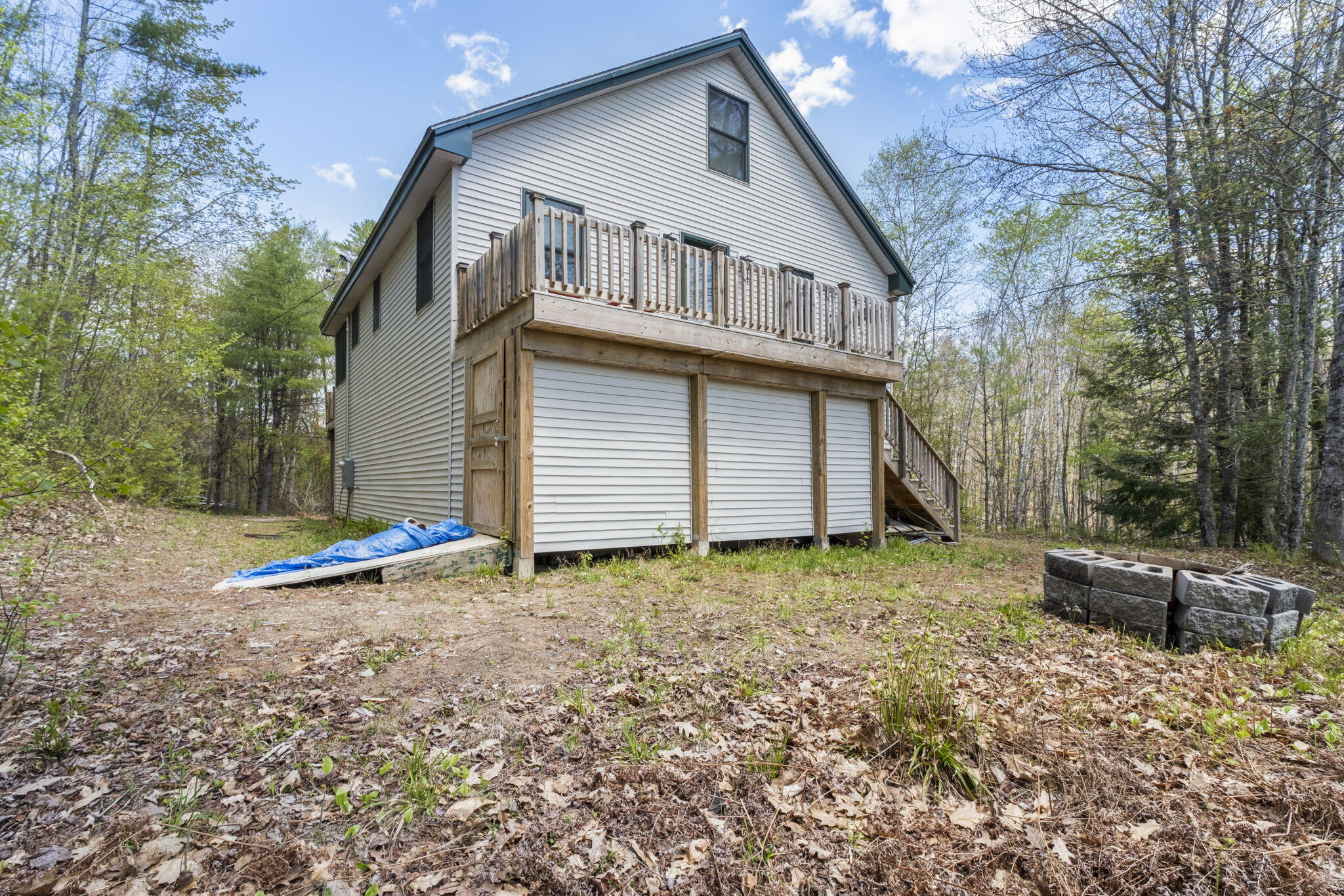 main property photo 28